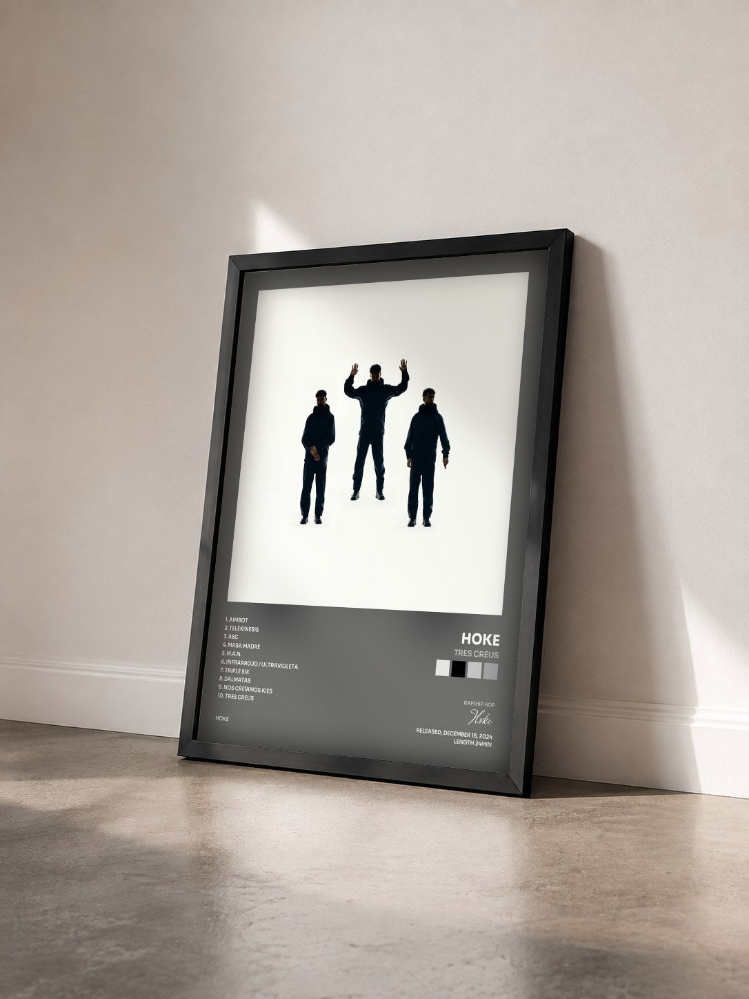 #noir Tableau de l'album TRES CREUS de Hoke vu de trois quarts, cadre noir