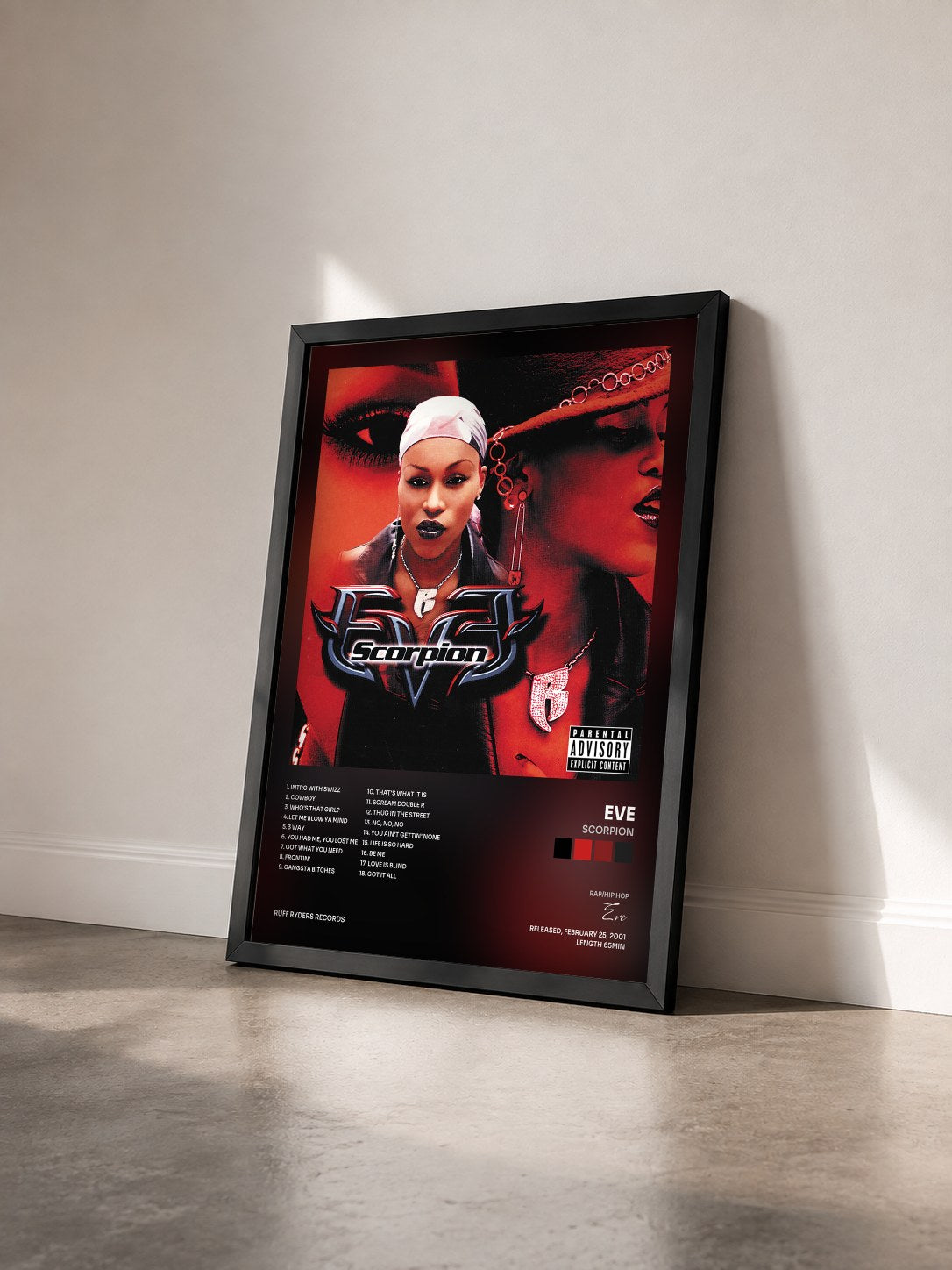 #noir Tableau de l'album Scorpion de Eve vu de trois quarts, cadre noir