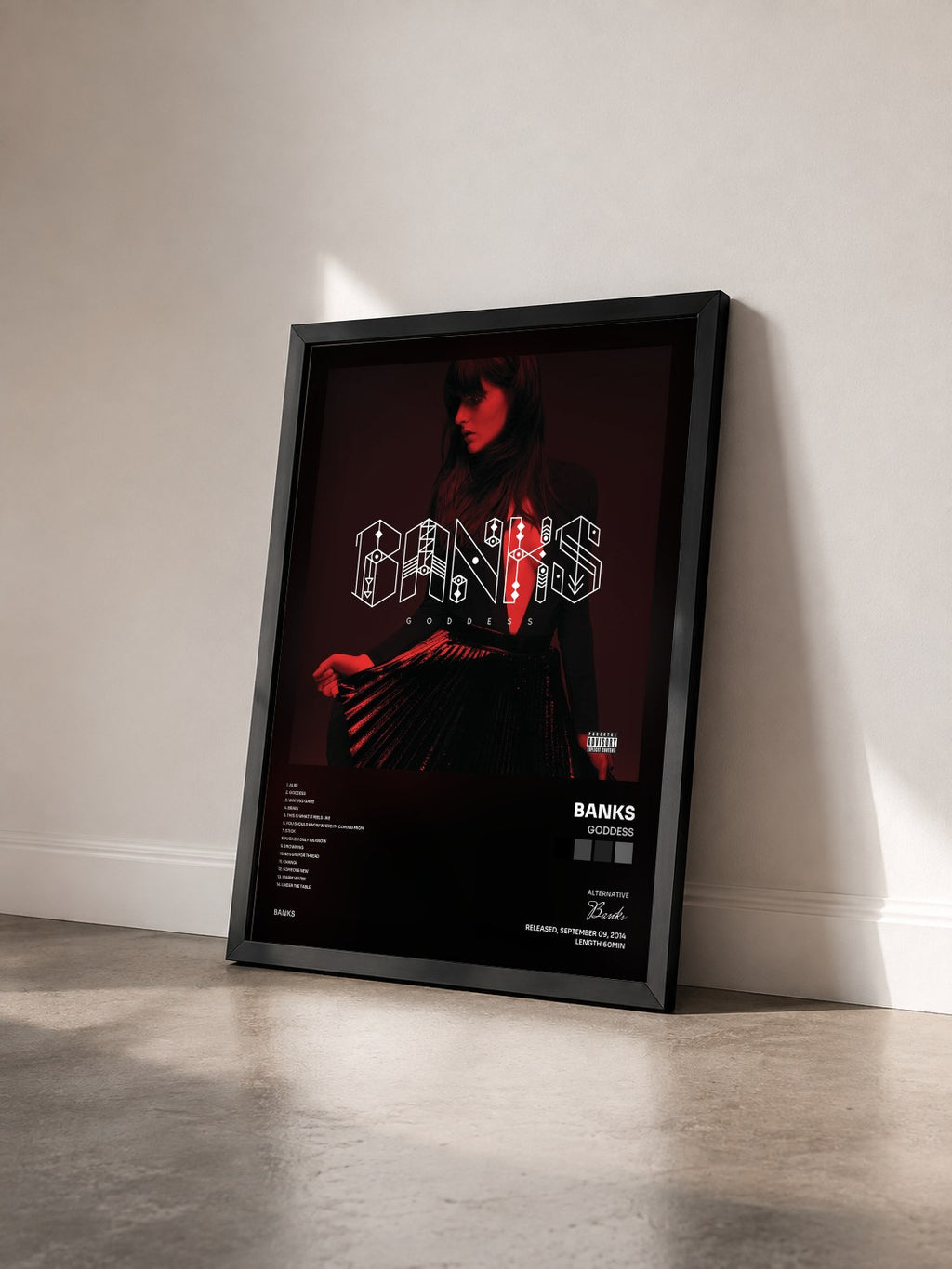 #noir Tableau de l'album Goddess de Banks vu de trois quarts, cadre noir