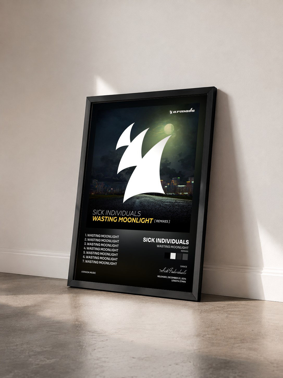 #noir Tableau de l'album Wasting Moonlight (Remixes) de Sick Individuals vu de trois quarts, cadre noir