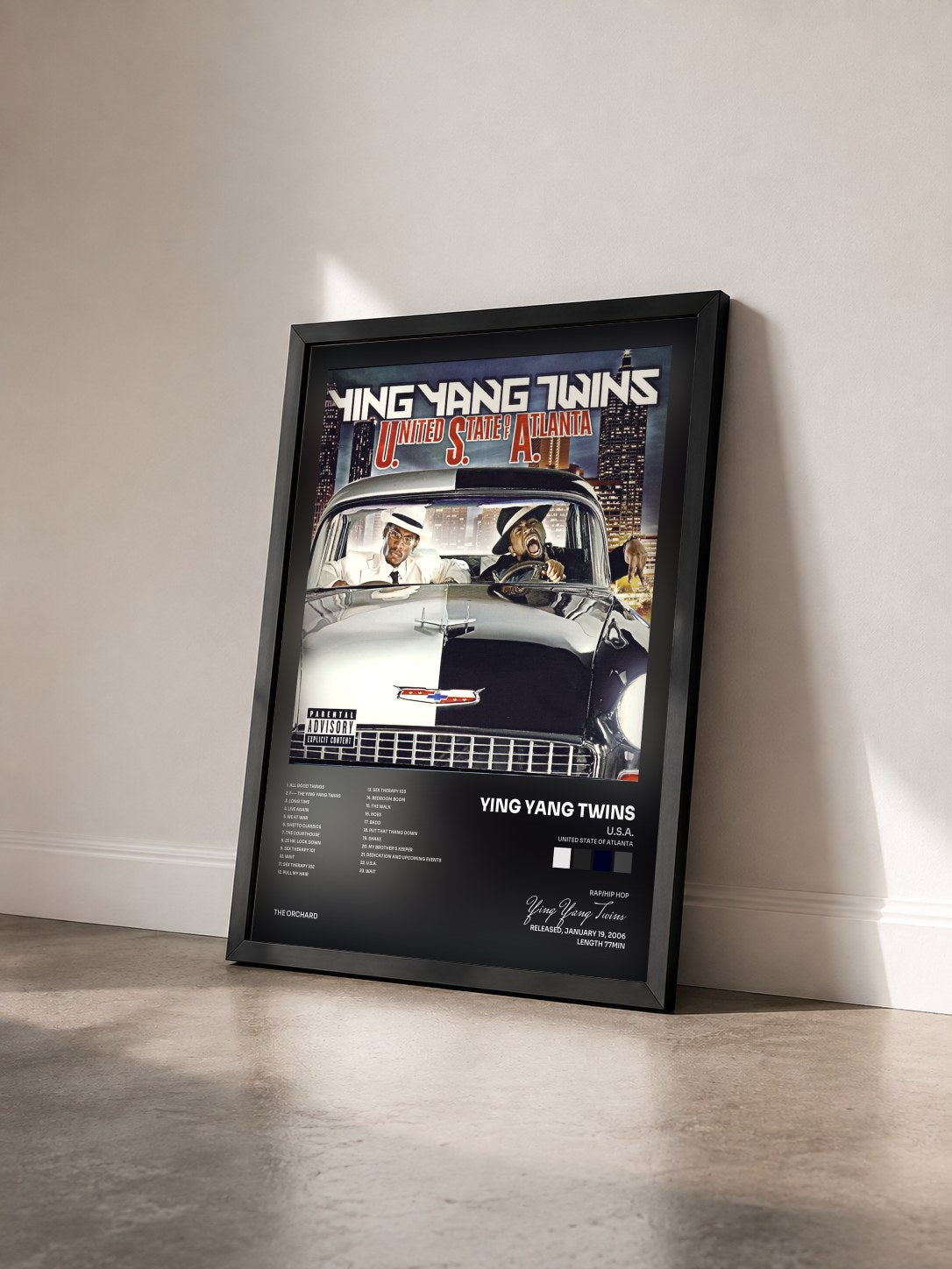 #noir Tableau de l'album U.S.A. (United State of Atlanta) de Ying Yang Twins vu de trois quarts, cadre noir