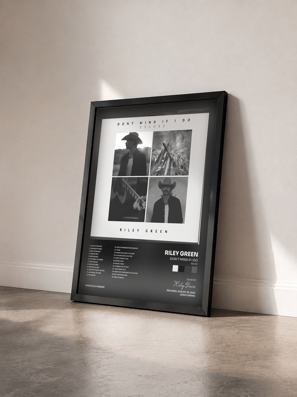 #noir Tableau de l'album Don't Mind If I Do (Deluxe) de Riley Green vu de trois quarts, cadre noir