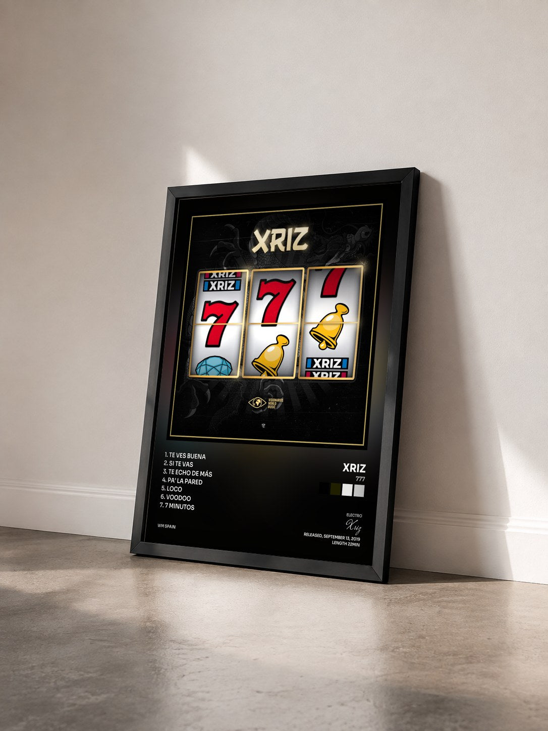 #noir Tableau de l'album 777 de Xriz vu de trois quarts, cadre noir