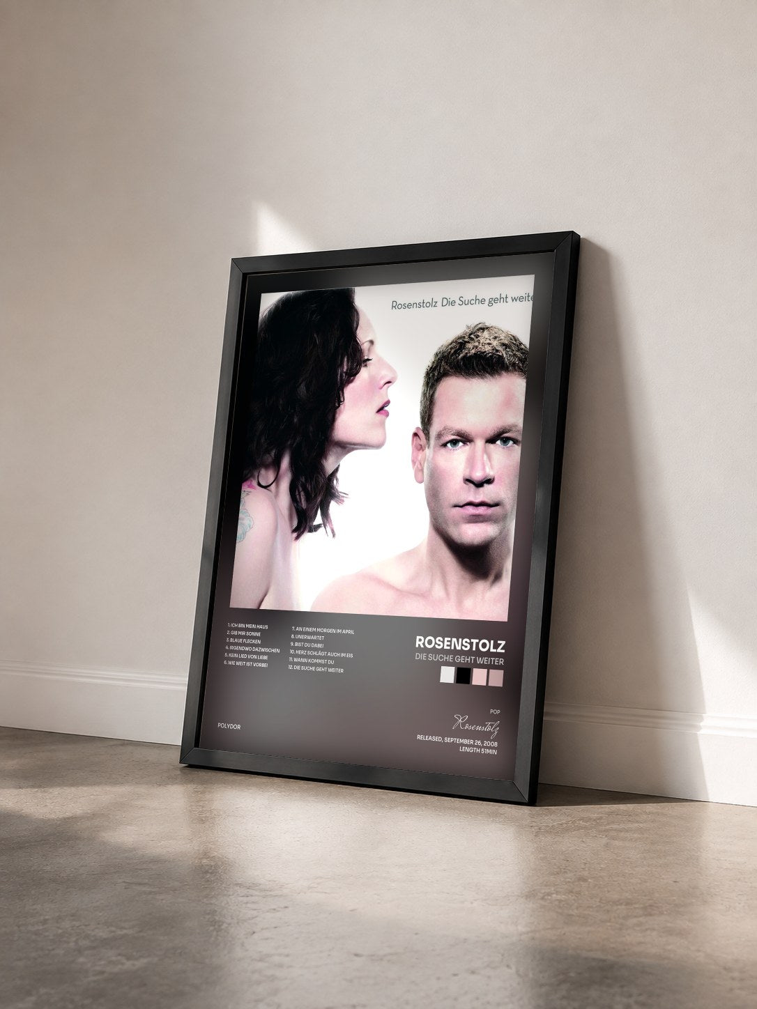 #noir Tableau de l'album Die Suche geht weiter de Rosenstolz vu de trois quarts, cadre noir