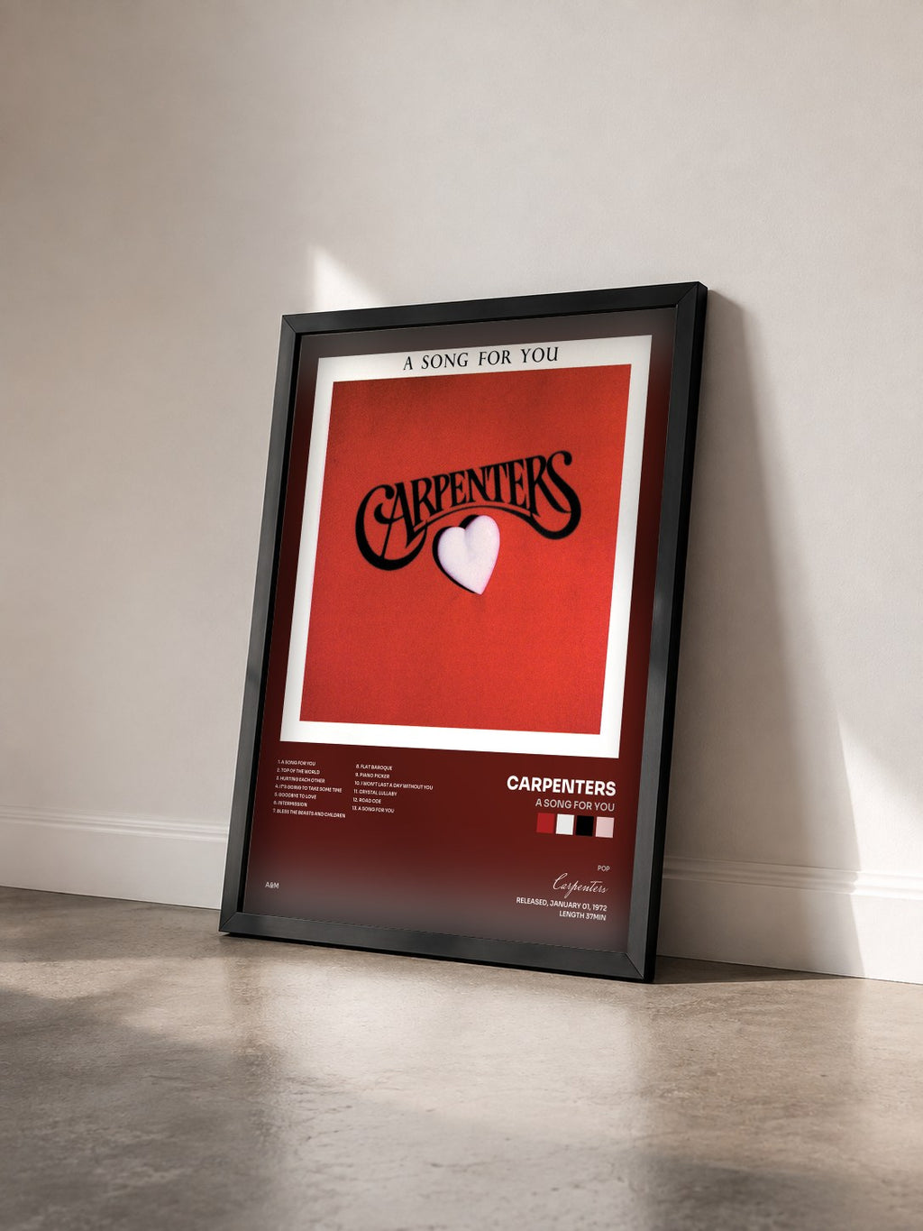 #noir Tableau de l'album A Song For You de Carpenters vu de trois quarts, cadre noir
