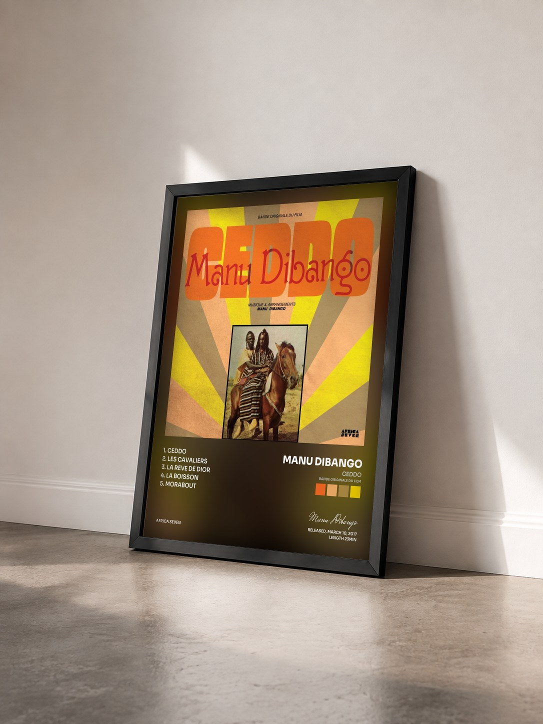 #noir Tableau de l'album Ceddo (Bande originale du film) de Manu Dibango vu de trois quarts, cadre noir