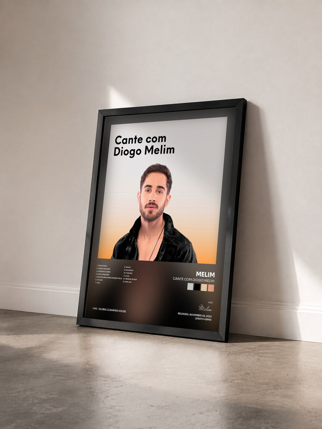 #noir Tableau de l'album Cante com Diogo Melim de Melim vu de trois quarts, cadre noir