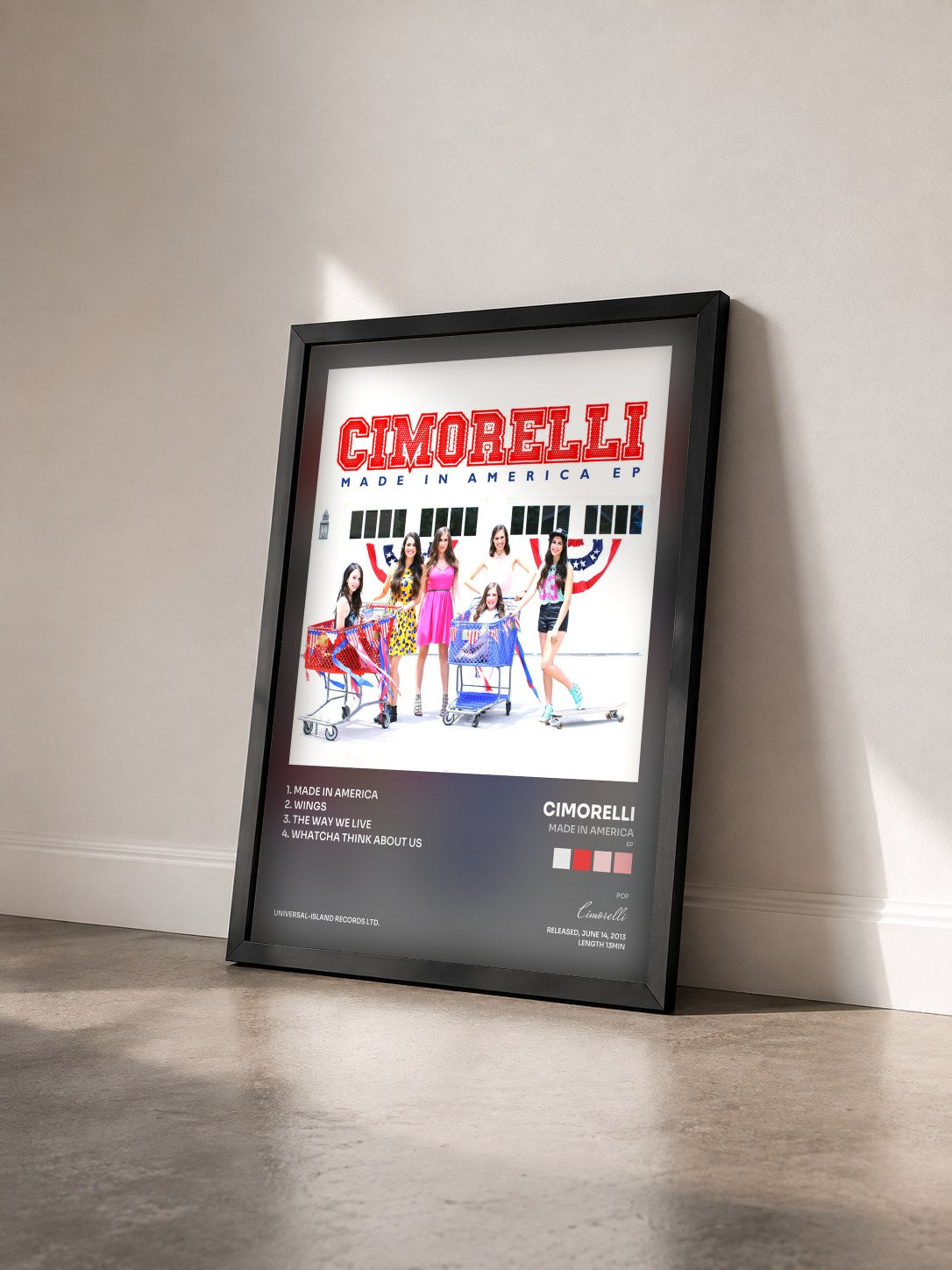 #noir Tableau de l'album Made In America (EP) de Cimorelli vu de trois quarts, cadre noir