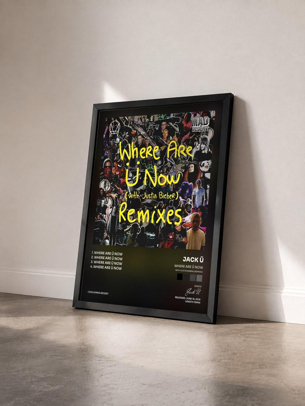 #noir Where Are Ü Now (with Justin Bieber) (Remixes) von Jack Ü als gerahmter Kunstdruck von schräg gesehen, schwarzer Rahmen