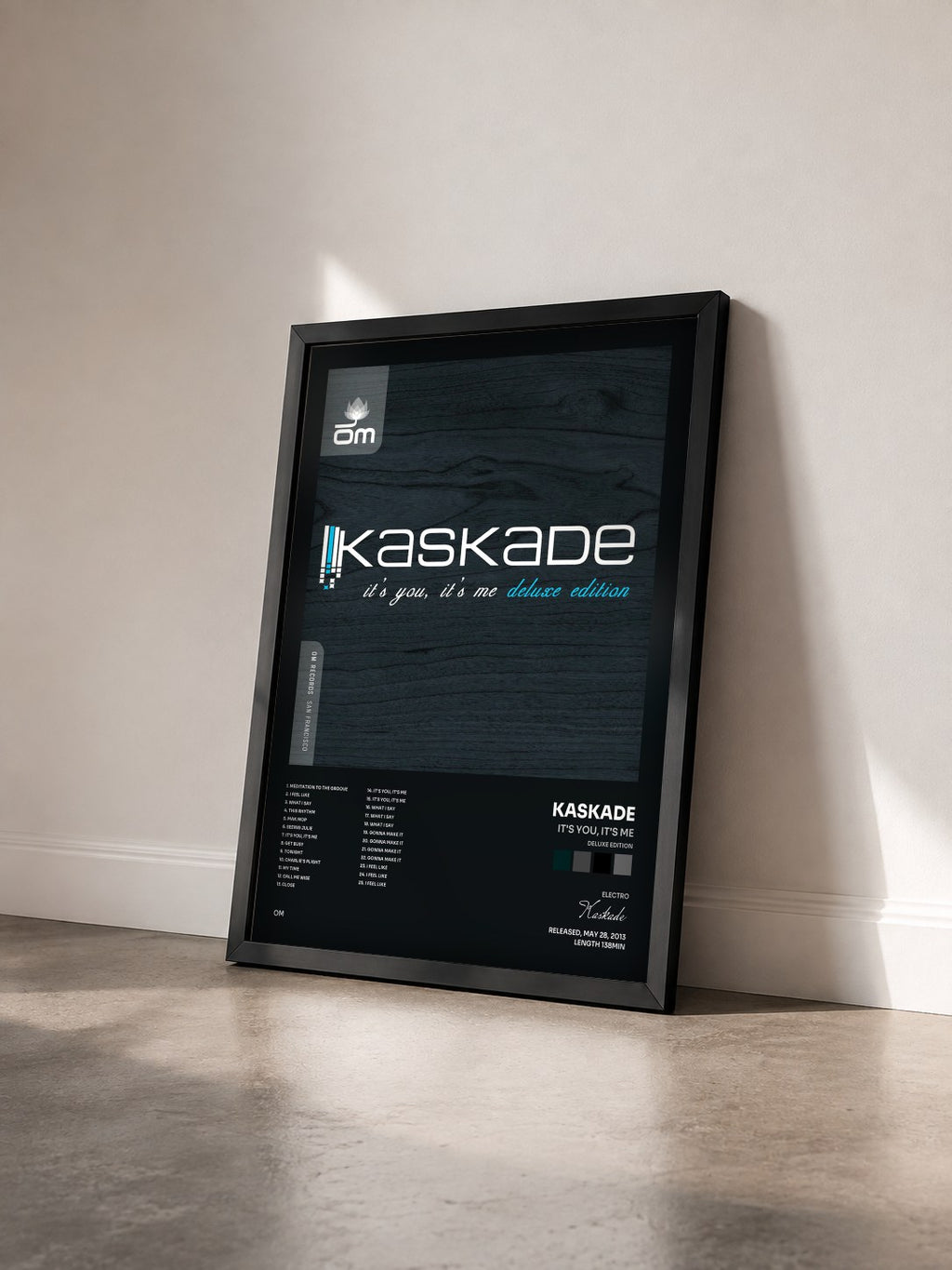 #noir Tableau de l'album It's You, It's Me (Deluxe Edition) de Kaskade vu de trois quarts, cadre noir