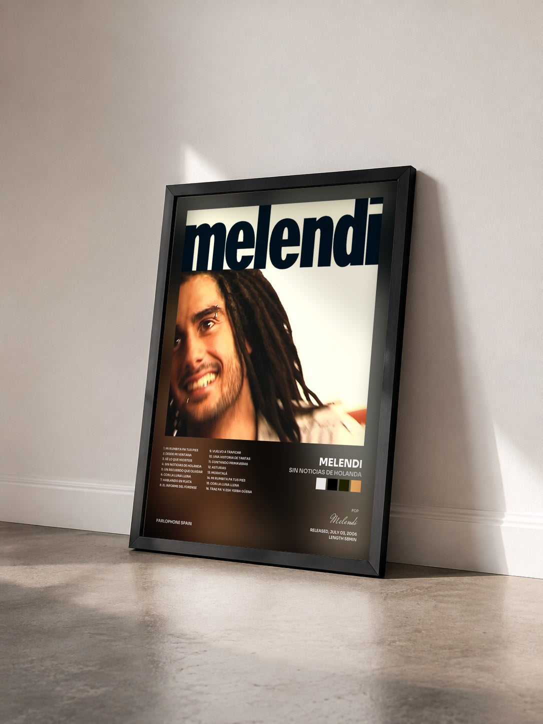 #noir Tableau de l'album Sin Noticias De Holanda de Melendi vu de trois quarts, cadre noir