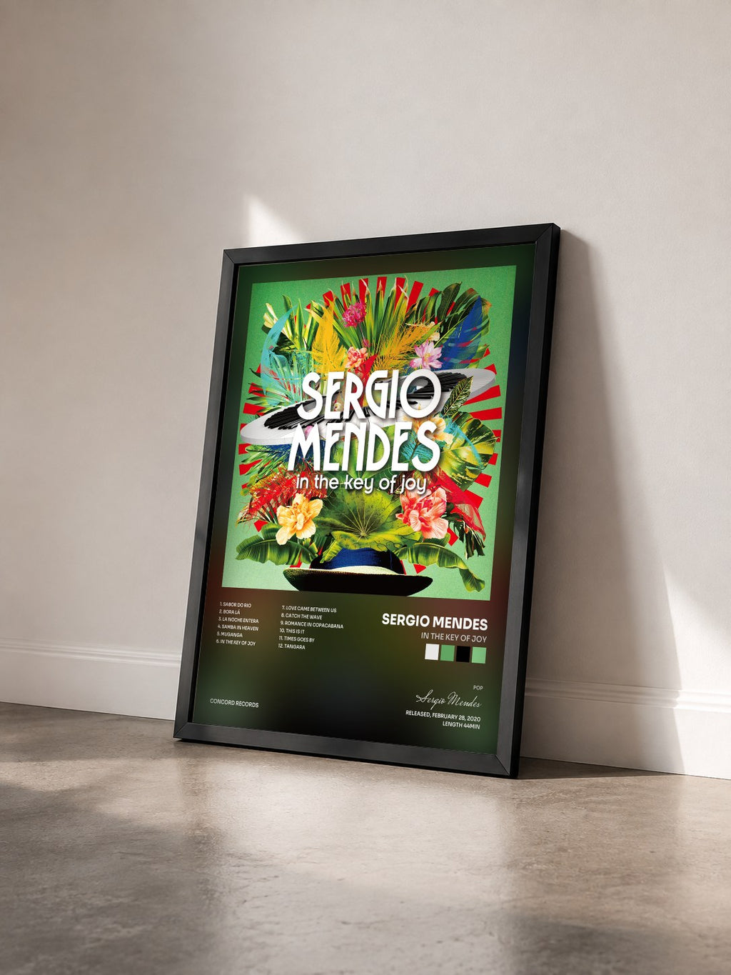 #noir Tableau de l'album In The Key of Joy de Sergio Mendes vu de trois quarts, cadre noir