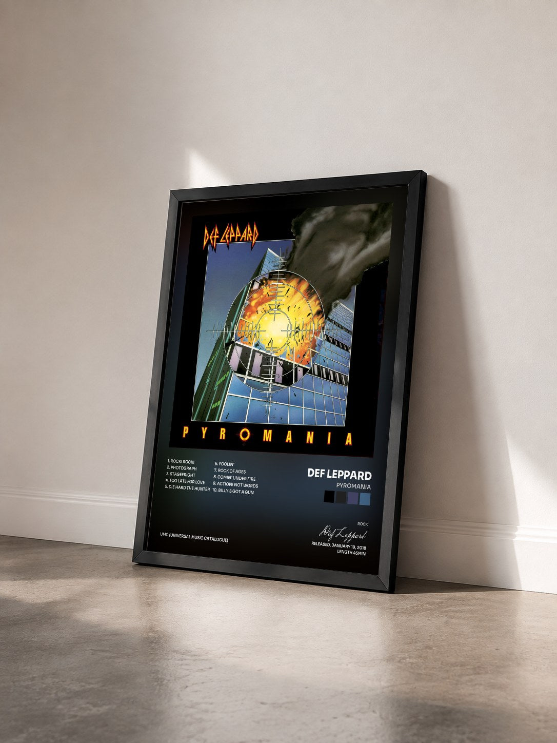 #noir Tableau de l'album Pyromania de Def Leppard vu de trois quarts, cadre noir