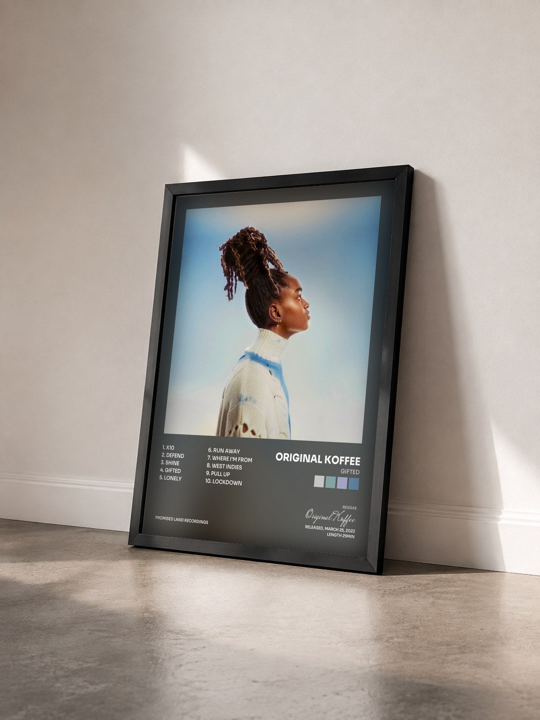 #noir Tableau de l'album Gifted de Original Koffee vu de trois quarts, cadre noir
