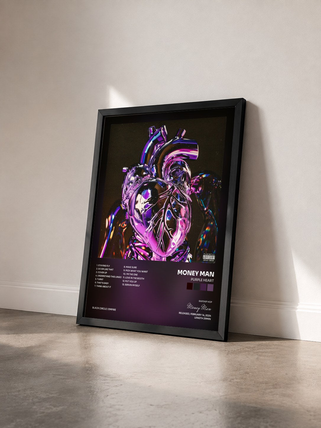 #noir Tableau de l'album Purple Heart de Money Man vu de trois quarts, cadre noir