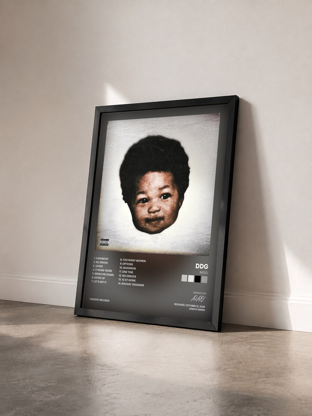 #noir Tableau de l'album moo de DDG vu de trois quarts, cadre noir