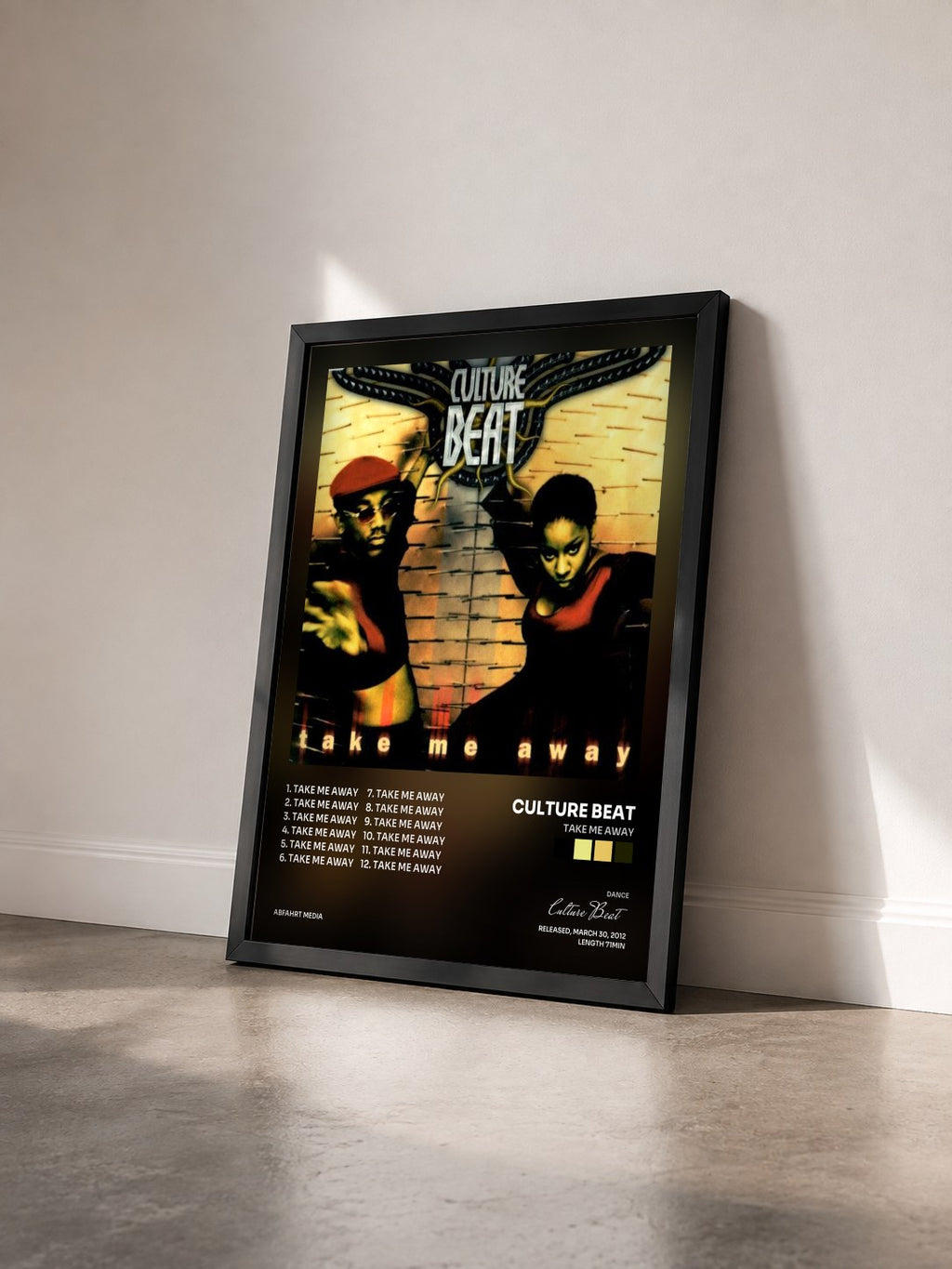 #noir Tableau de l'album Take Me Away de Culture Beat vu de trois quarts, cadre noir