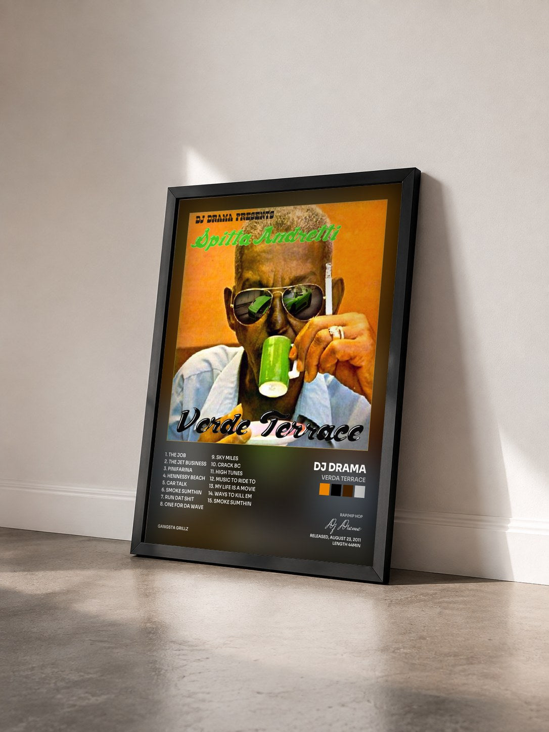#noir Tableau de l'album Verda Terrace de Dj Drama vu de trois quarts, cadre noir