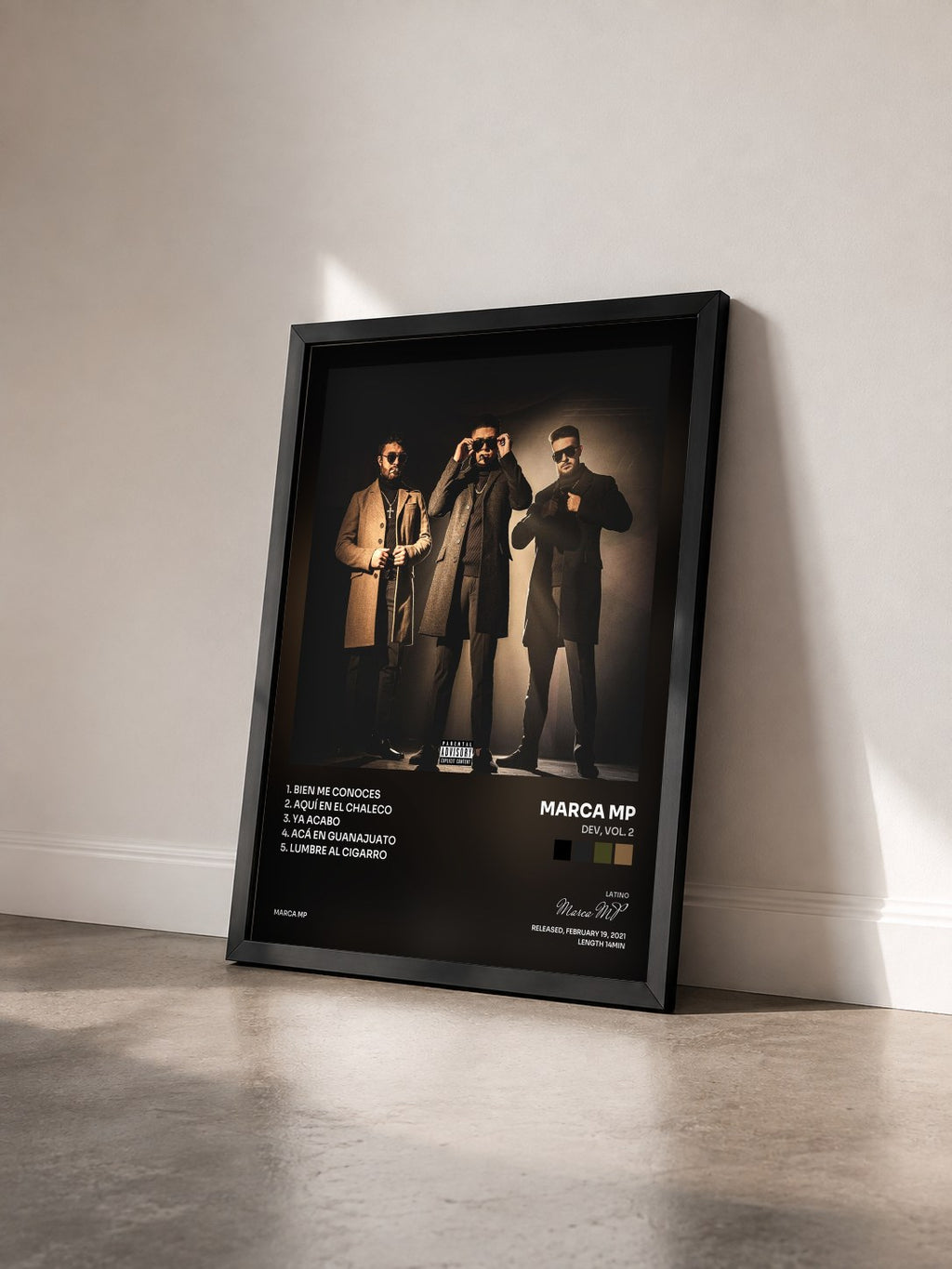 #noir Tableau de l'album DEV, Vol. 2 de Marca MP vu de trois quarts, cadre noir