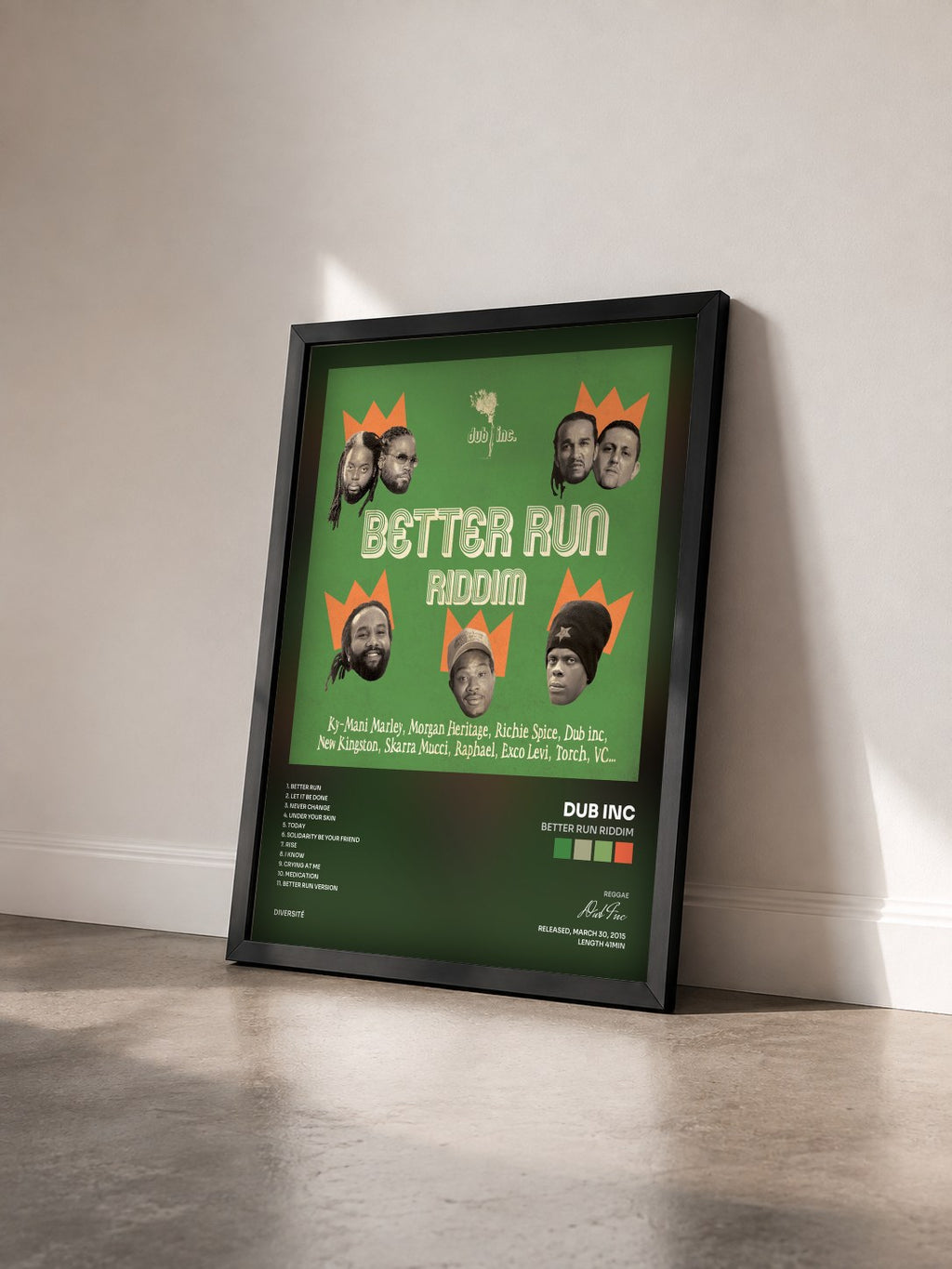 #noir Tableau de l'album Better Run Riddim de Dub Inc vu de trois quarts, cadre noir