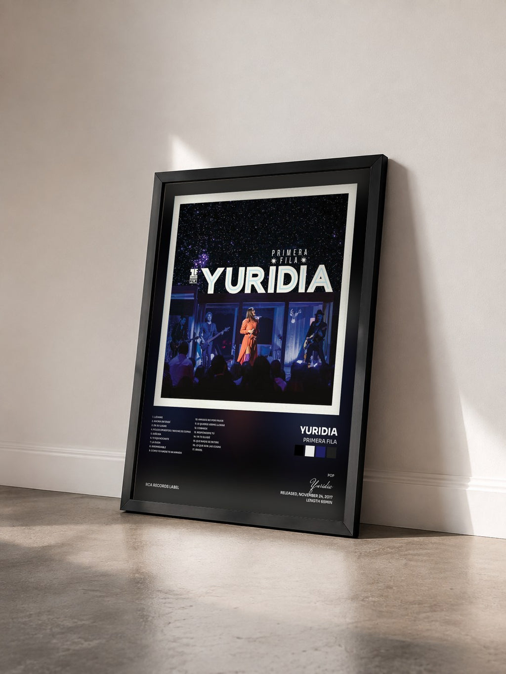 #noir Tableau de l'album Primera Fila de Yuridia vu de trois quarts, cadre noir