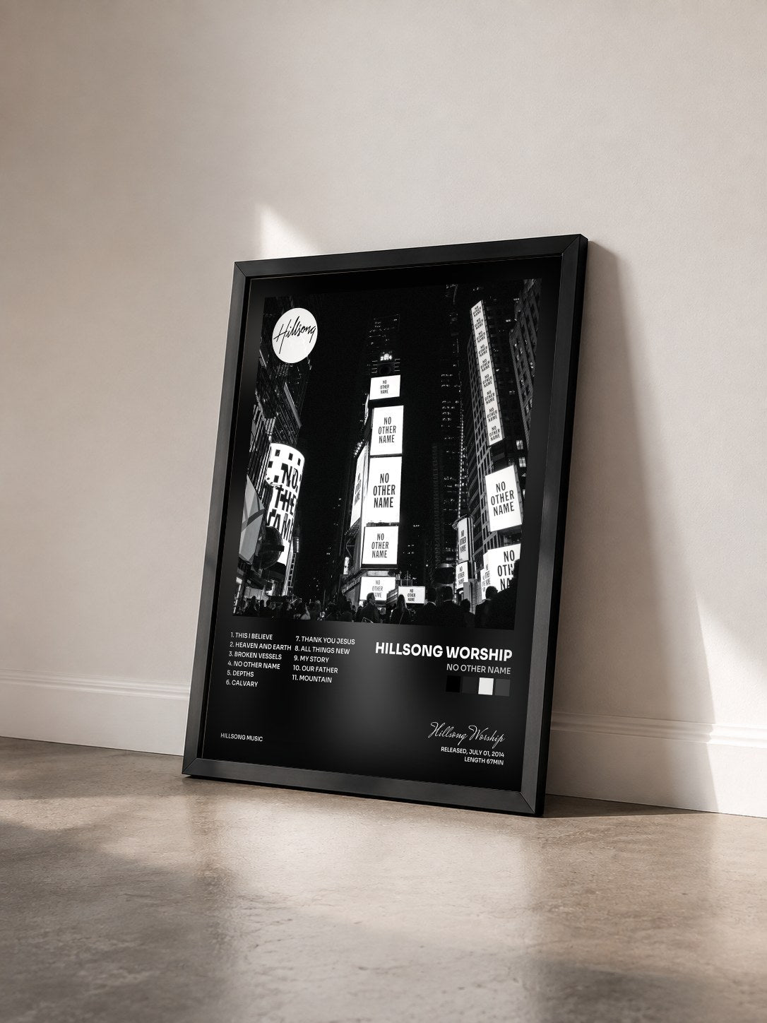 #noir Tableau de l'album No Other Name de Hillsong Worship vu de trois quarts, cadre noir