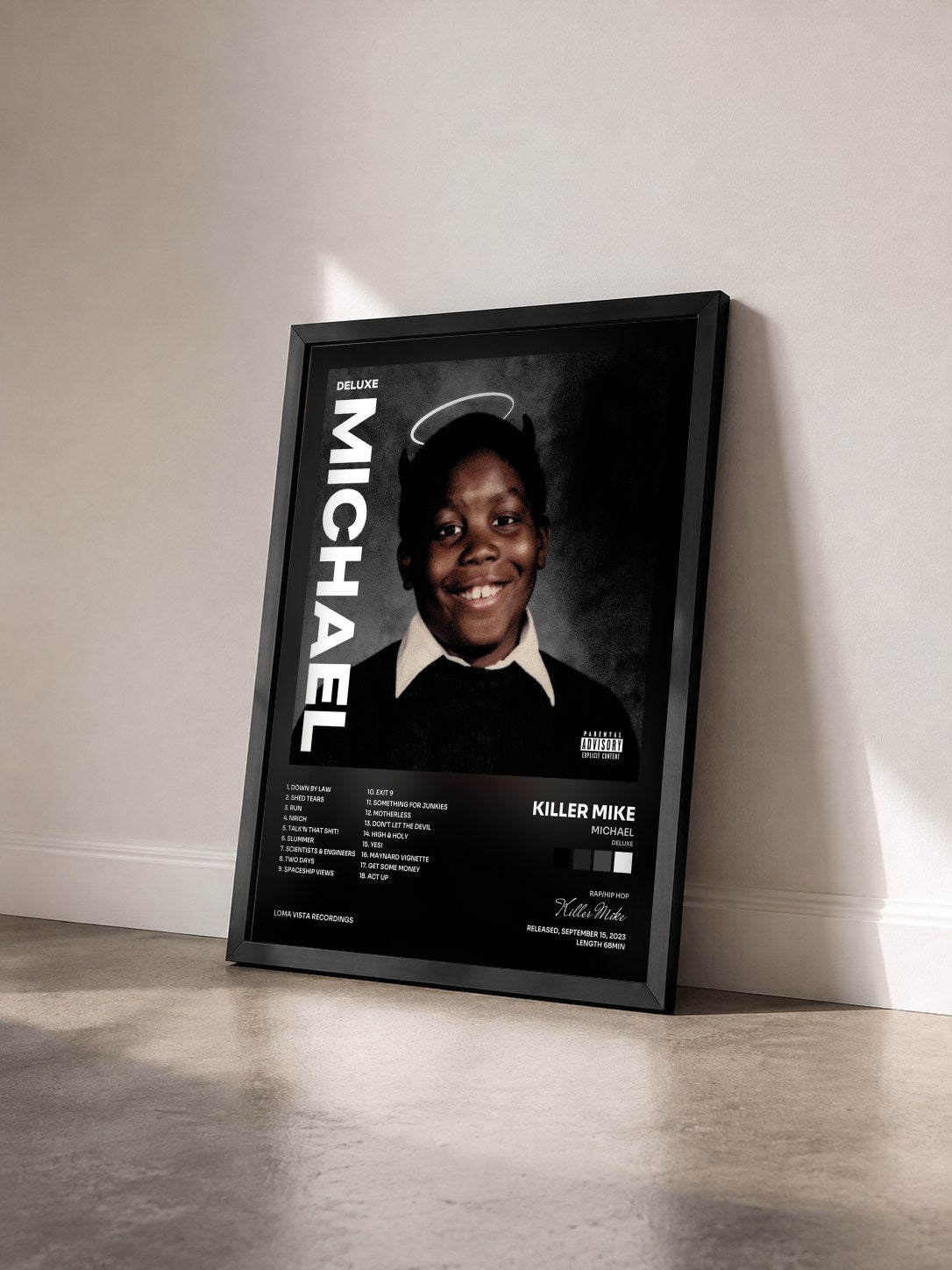 #noir Tableau de l'album MICHAEL (Deluxe) de Killer Mike vu de trois quarts, cadre noir