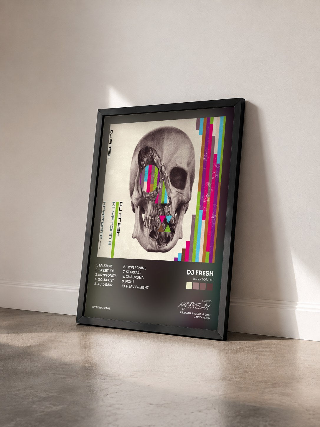 #noir Tableau de l'album Kryptonite de DJ FRESH vu de trois quarts, cadre noir