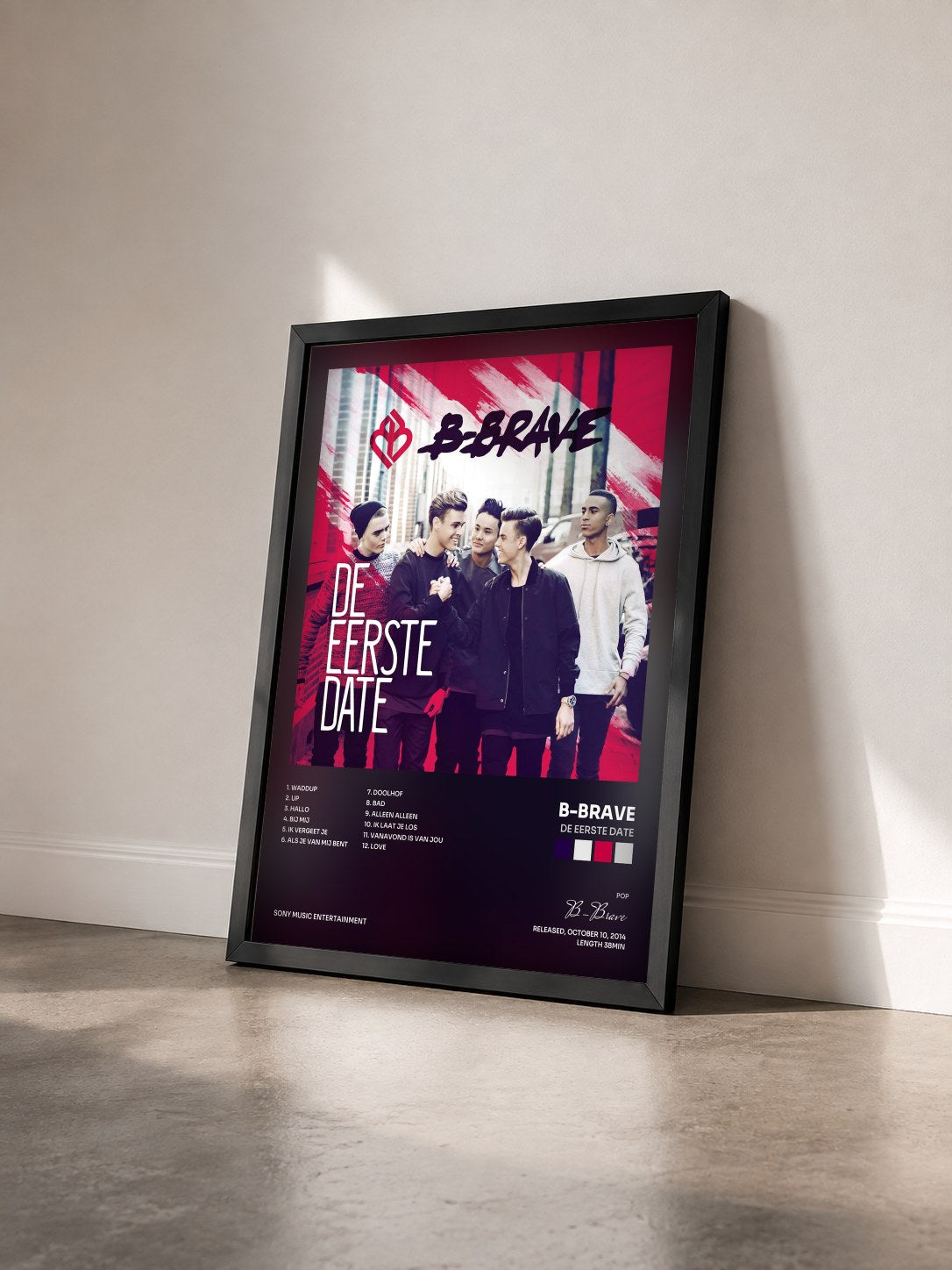 #noir Tableau de l'album De Eerste Date de B-Brave vu de trois quarts, cadre noir
