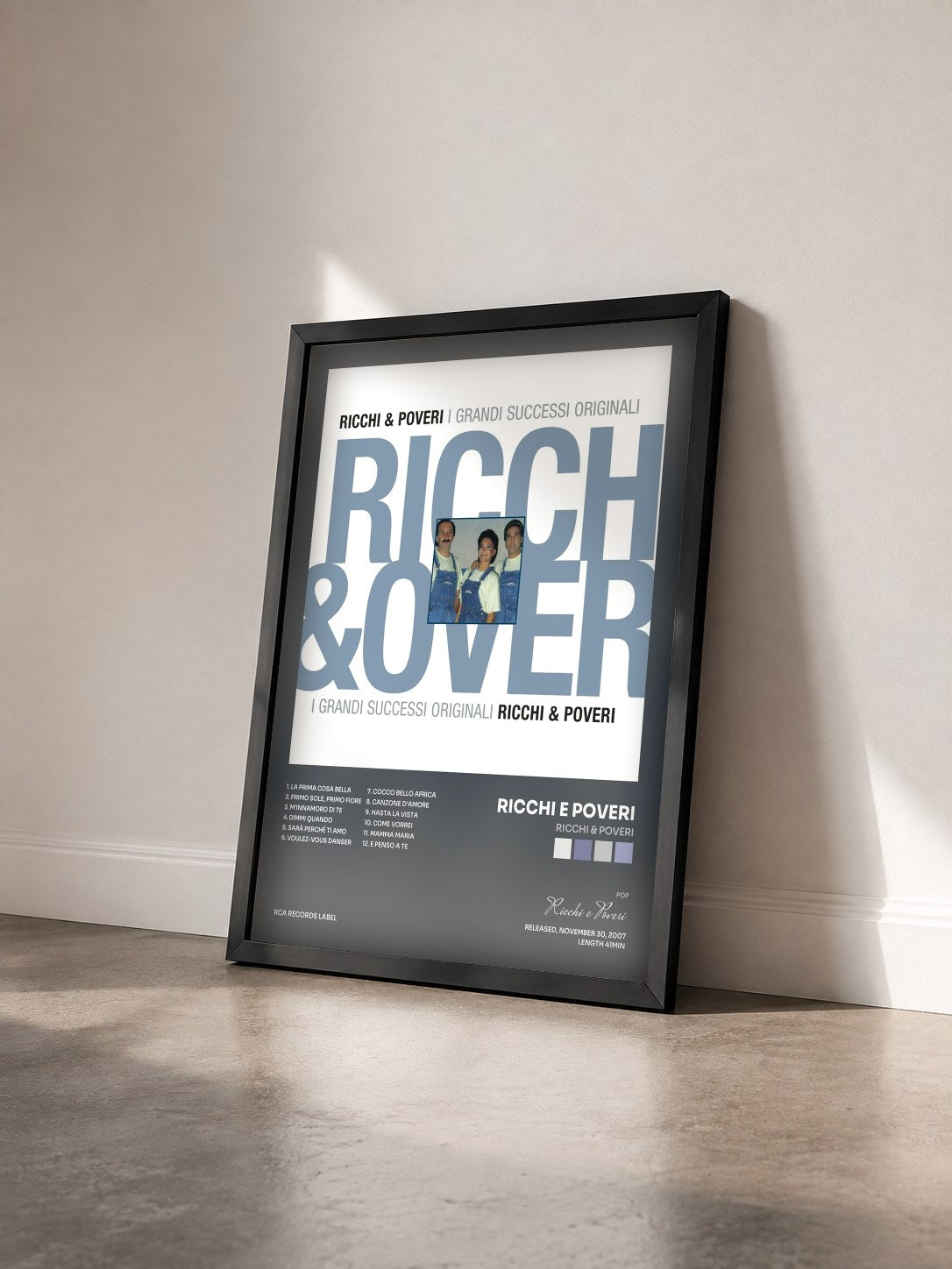 #noir Tableau de l'album Ricchi & Poveri de Ricchi e Poveri vu de trois quarts, cadre noir