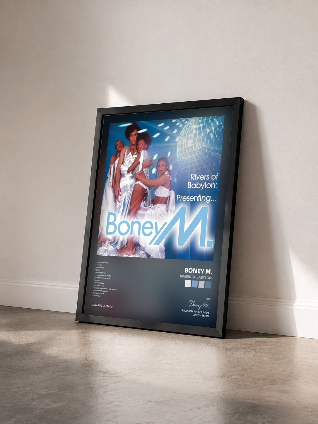 #noir Tableau de l'album Rivers Of Babylon de Boney M. vu de trois quarts, cadre noir