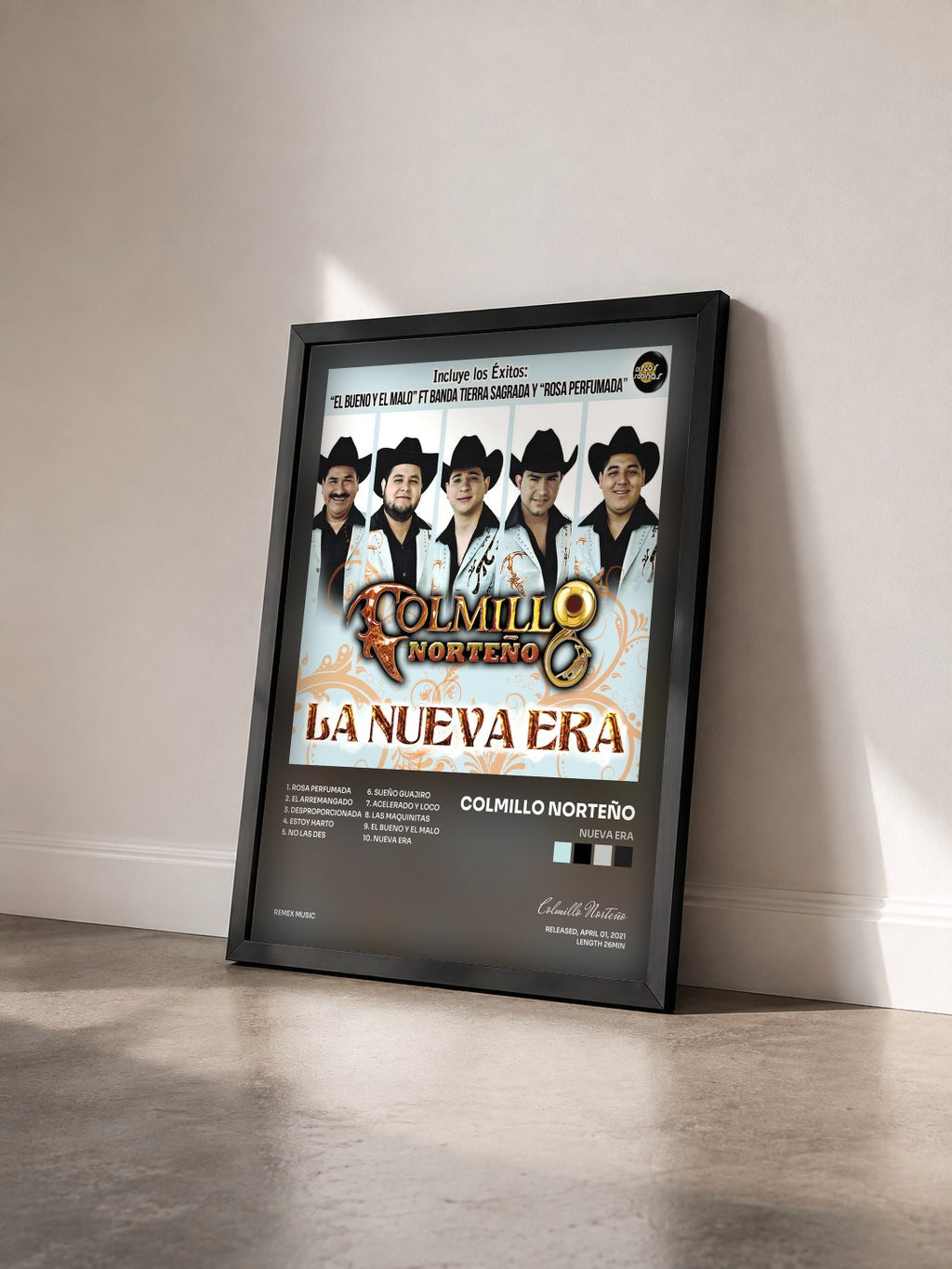 #noir Tableau de l'album Nueva Era de Colmillo Norteño vu de trois quarts, cadre noir