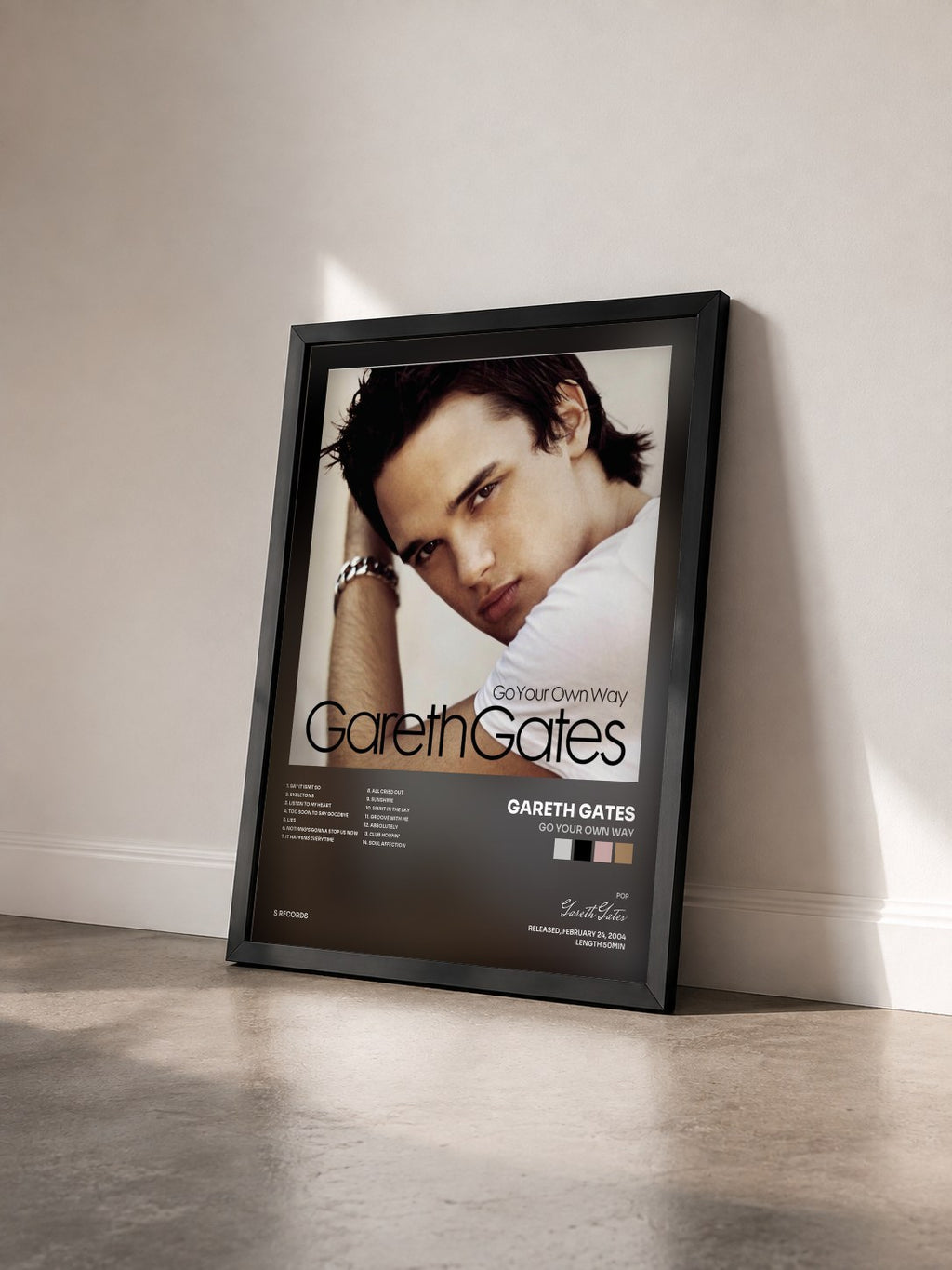 #noir Tableau de l'album Go Your Own Way de Gareth Gates vu de trois quarts, cadre noir