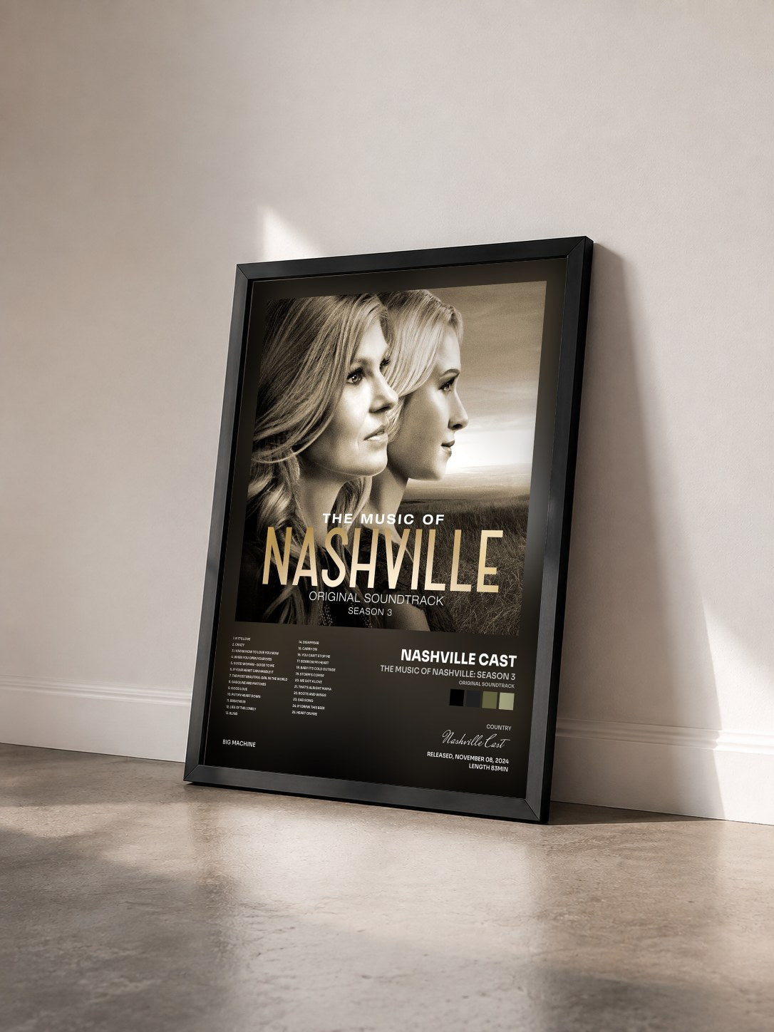 #noir Tableau de l'album The Music Of Nashville: Season 3 (Original Soundtrack) de Nashville Cast vu de trois quarts, cadre noir