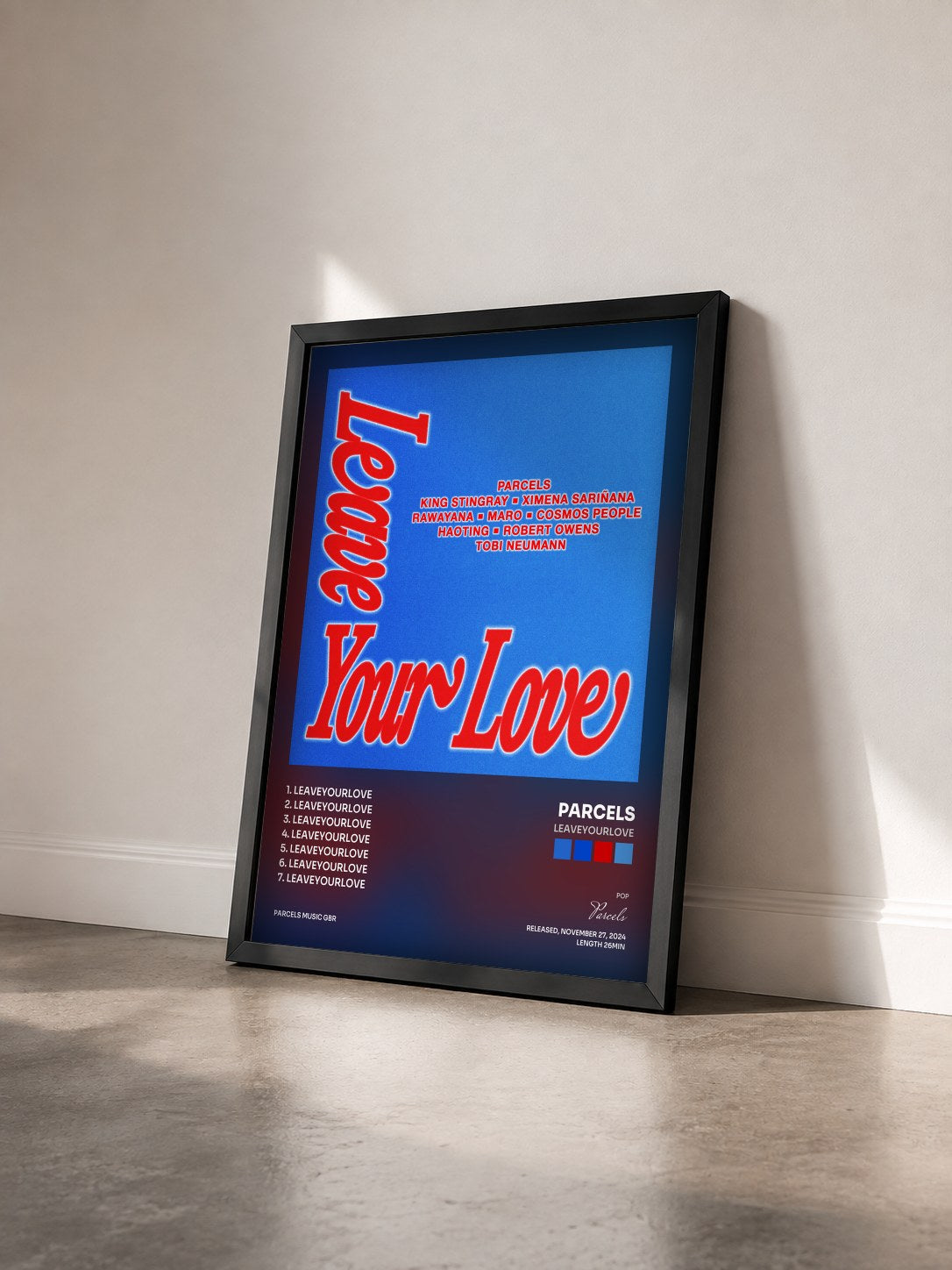 #noir Tableau de l'album Leaveyourlove de Parcels vu de trois quarts, cadre noir