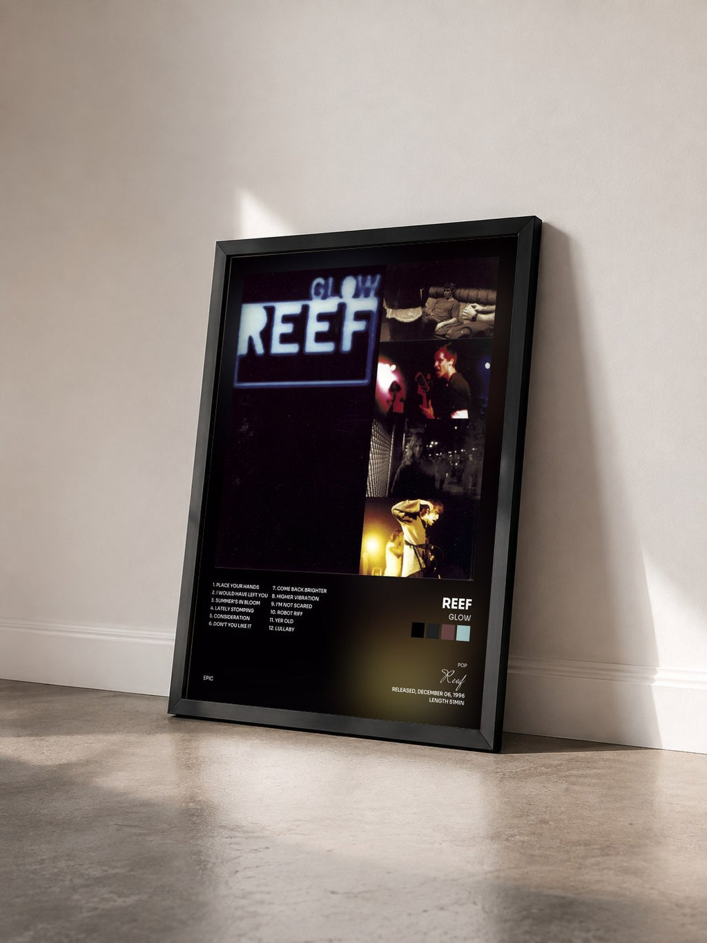 #noir Tableau de l'album Glow de Reef vu de trois quarts, cadre noir
