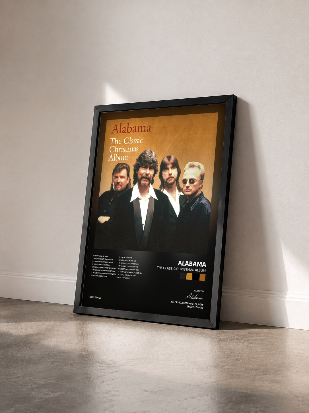 #noir Tableau de l'album The Classic Christmas Album de Alabama vu de trois quarts, cadre noir