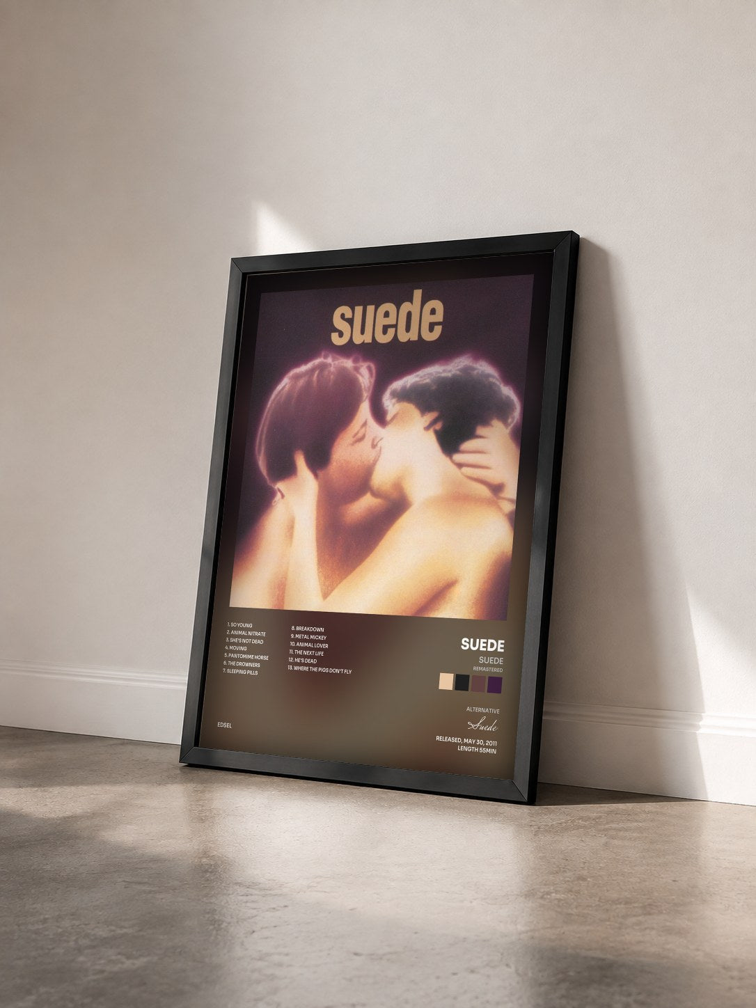 #noir Tableau de l'album Suede (Remastered) de Suede vu de trois quarts, cadre noir