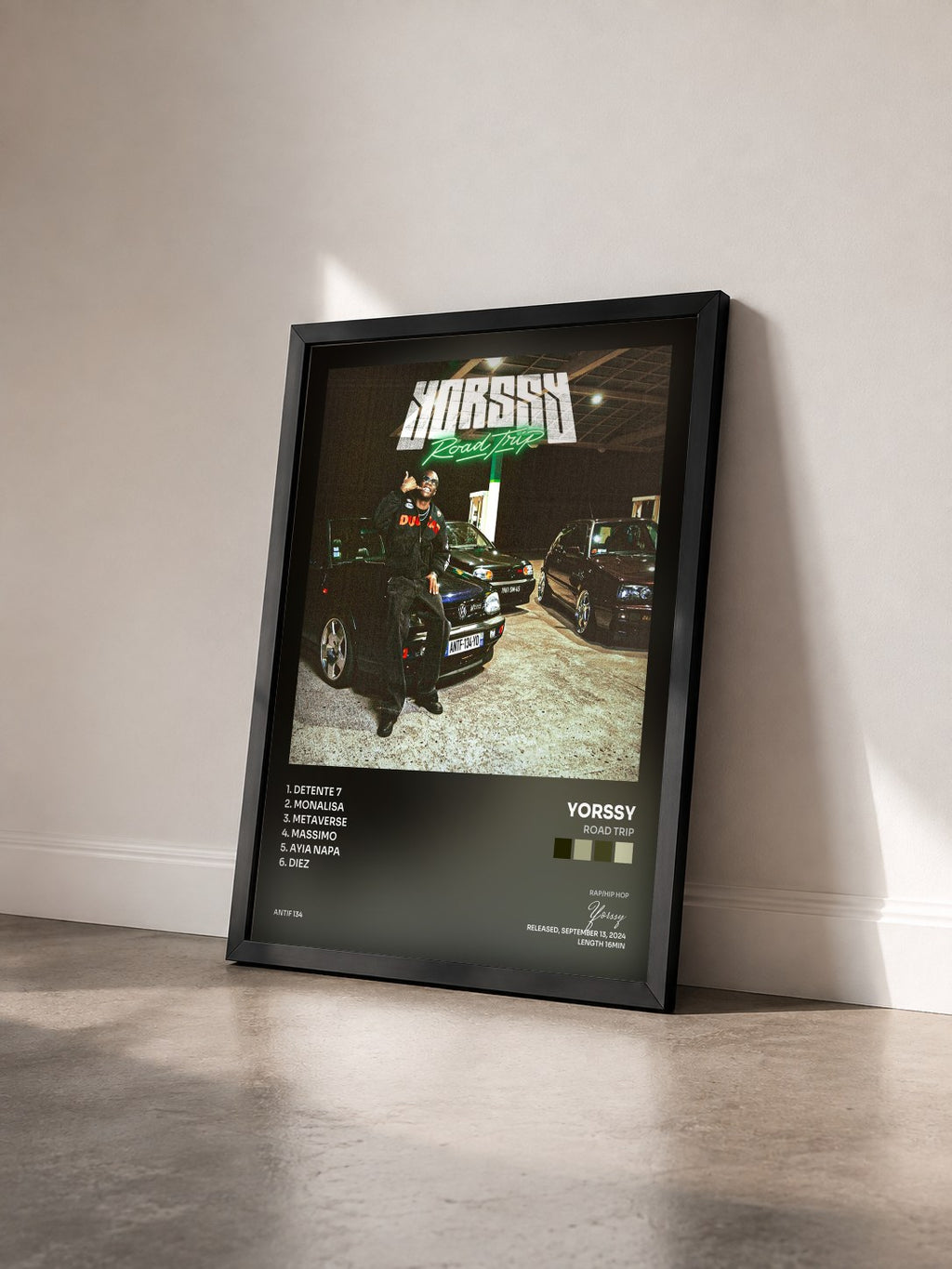 #noir Tableau de l'album Road Trip de Yorssy vu de trois quarts, cadre noir