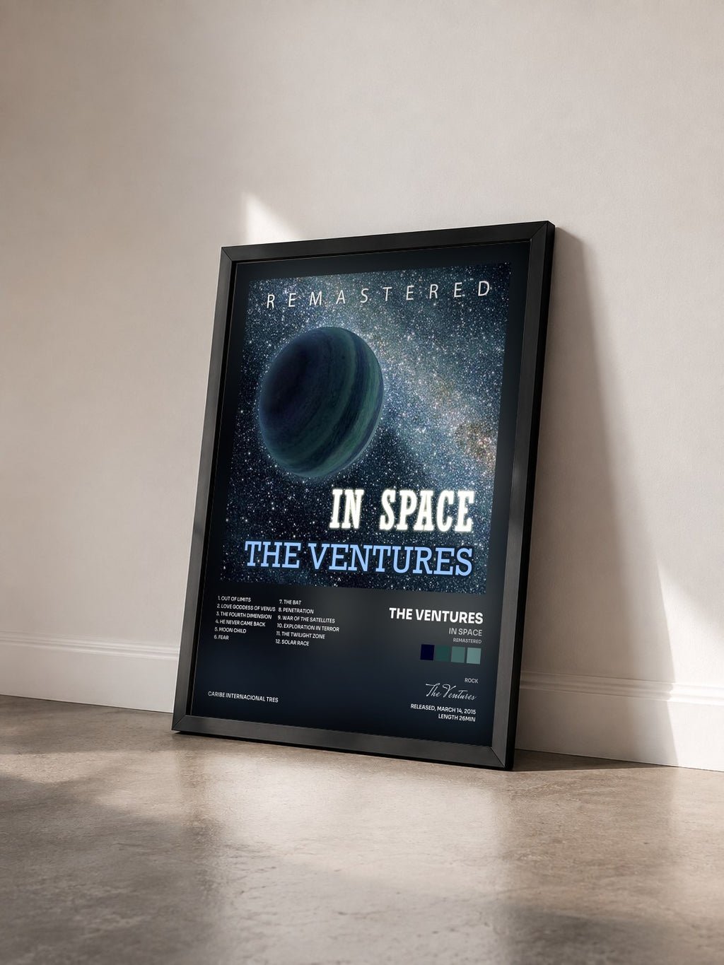 #noir Tableau de l'album In Space (Remastered) de The Ventures vu de trois quarts, cadre noir