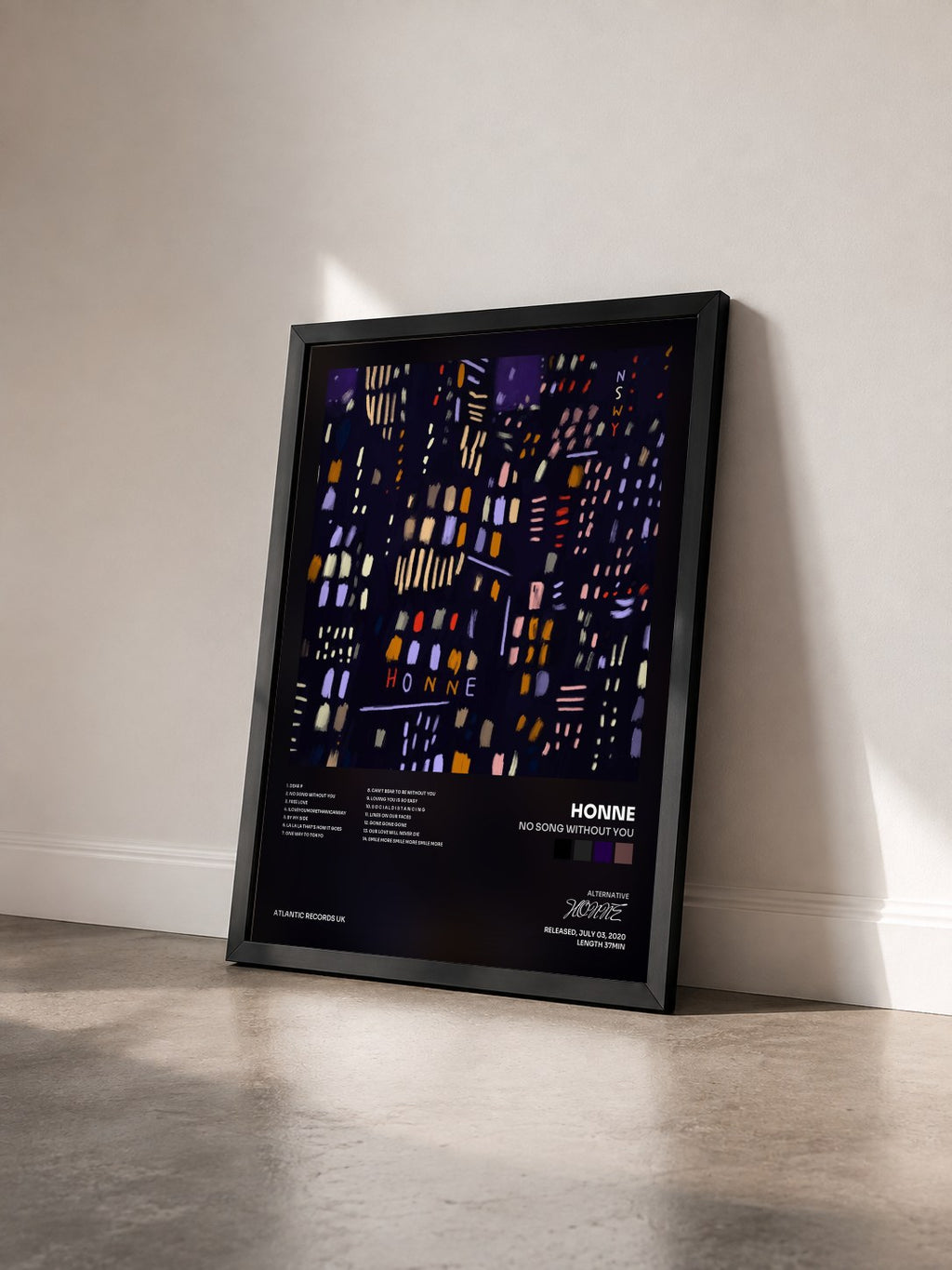 #noir Tableau de l'album no song without you de HONNE vu de trois quarts, cadre noir