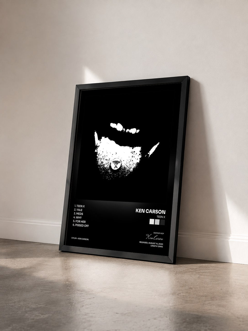#noir Tableau de l'album Teen X de Ken Carson vu de trois quarts, cadre noir