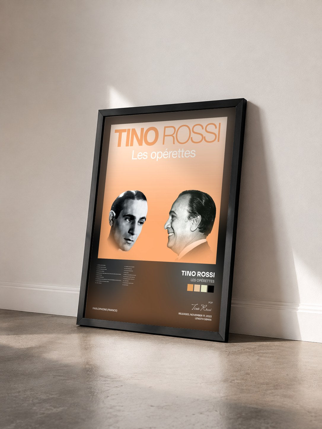 #noir Tableau de l'album Les opérettes de Tino Rossi vu de trois quarts, cadre noir