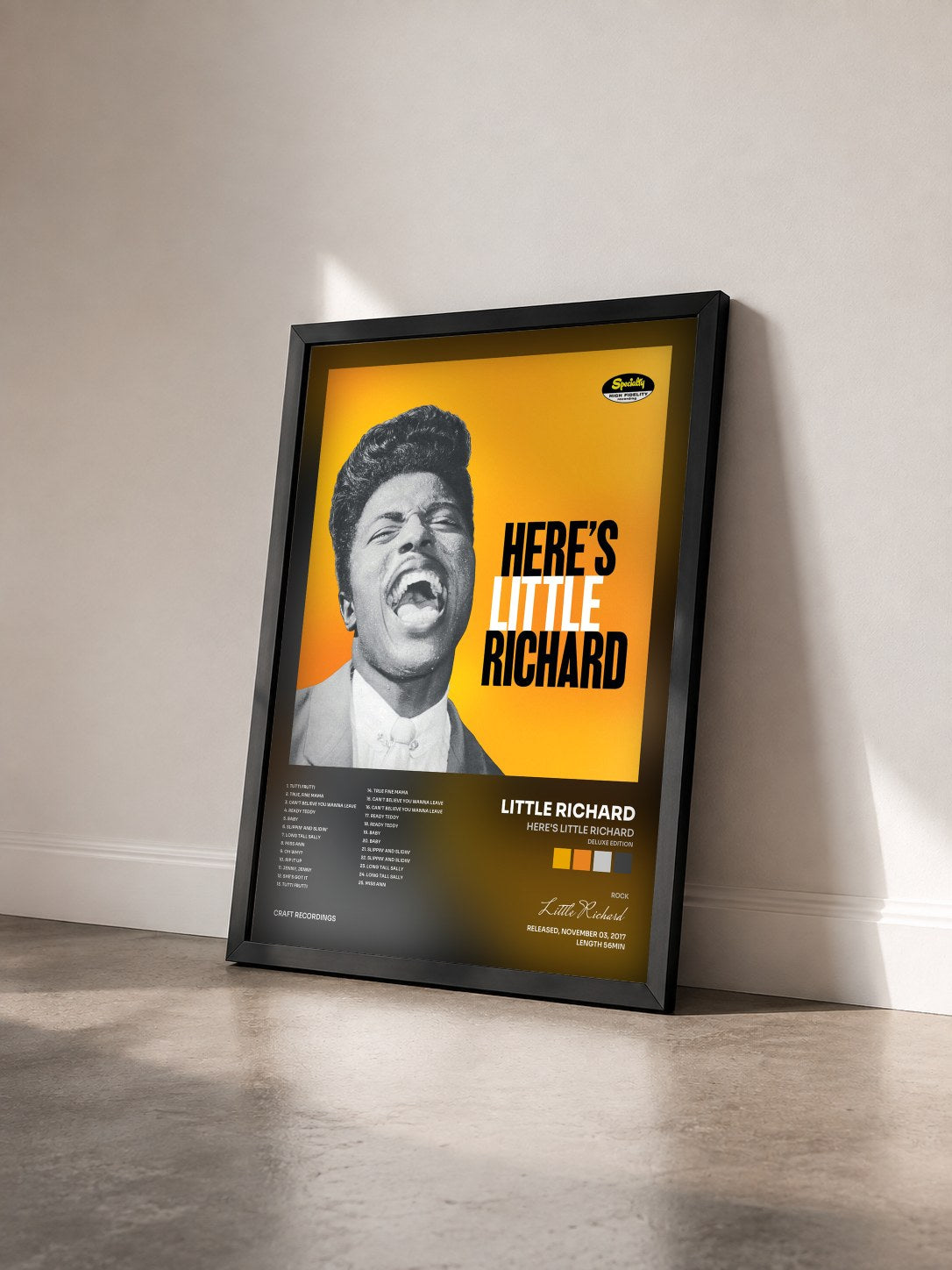 #noir Tableau de l'album Here's Little Richard (Deluxe Edition) de Little Richard vu de trois quarts, cadre noir