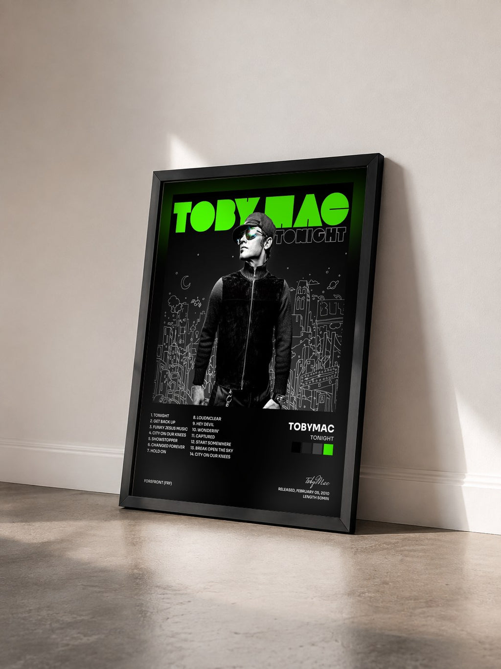 #noir Tableau de l'album Tonight de tobyMac vu de trois quarts, cadre noir
