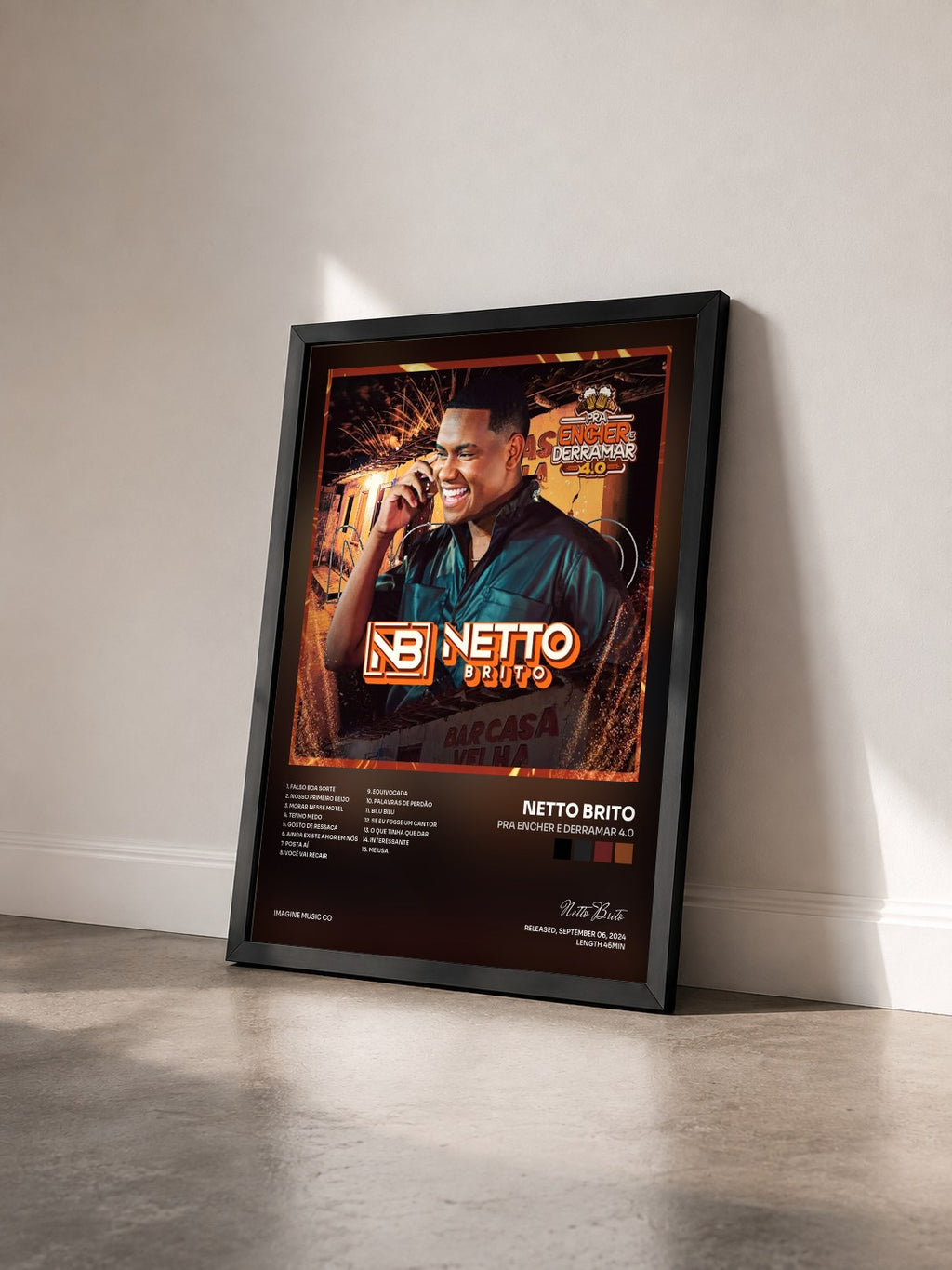#noir Tableau de l'album Pra Encher e Derramar 4.0 de Netto Brito vu de trois quarts, cadre noir