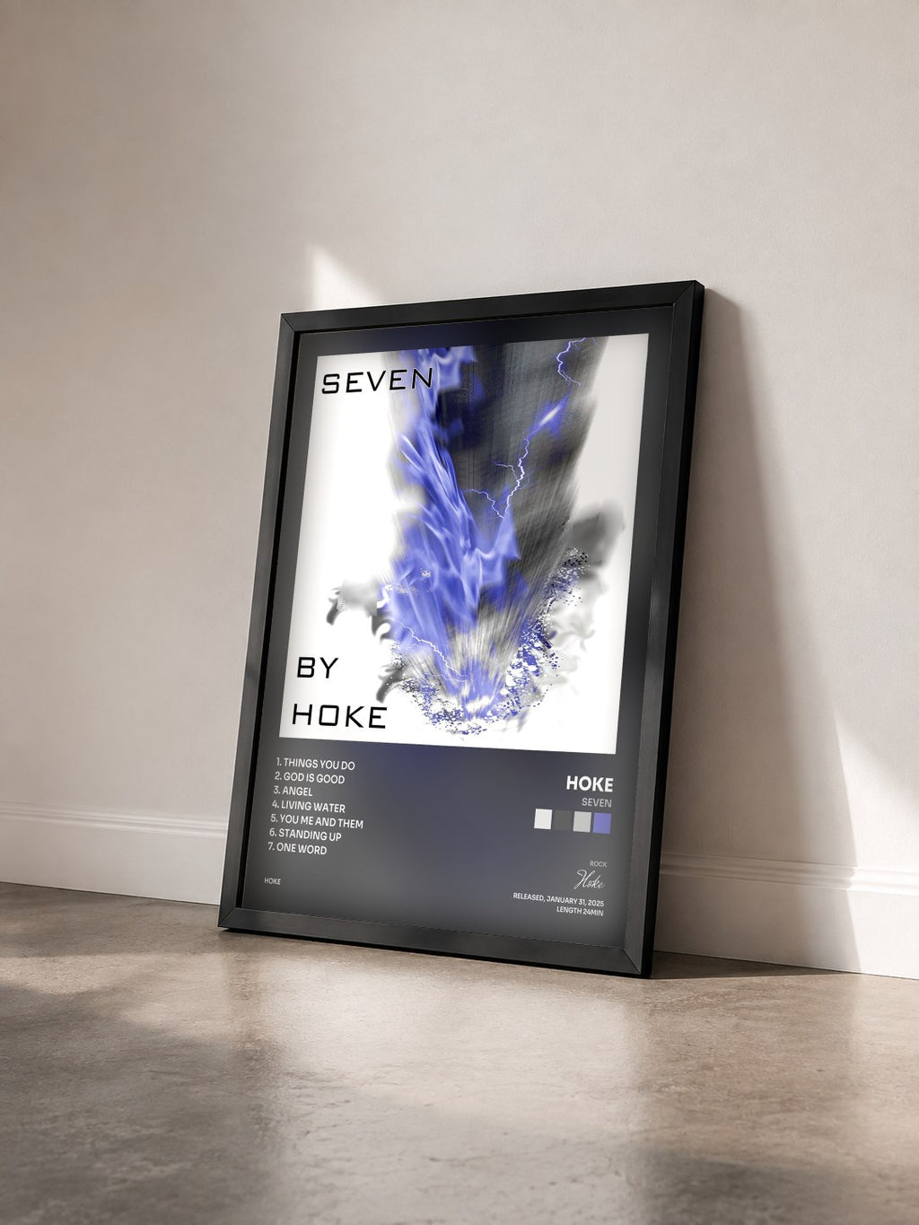 #noir Tableau de l'album Seven de Hoke vu de trois quarts, cadre noir