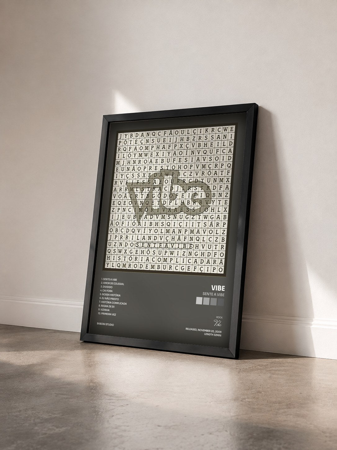 #noir Tableau de l'album Sente a Vibe de Vibe vu de trois quarts, cadre noir