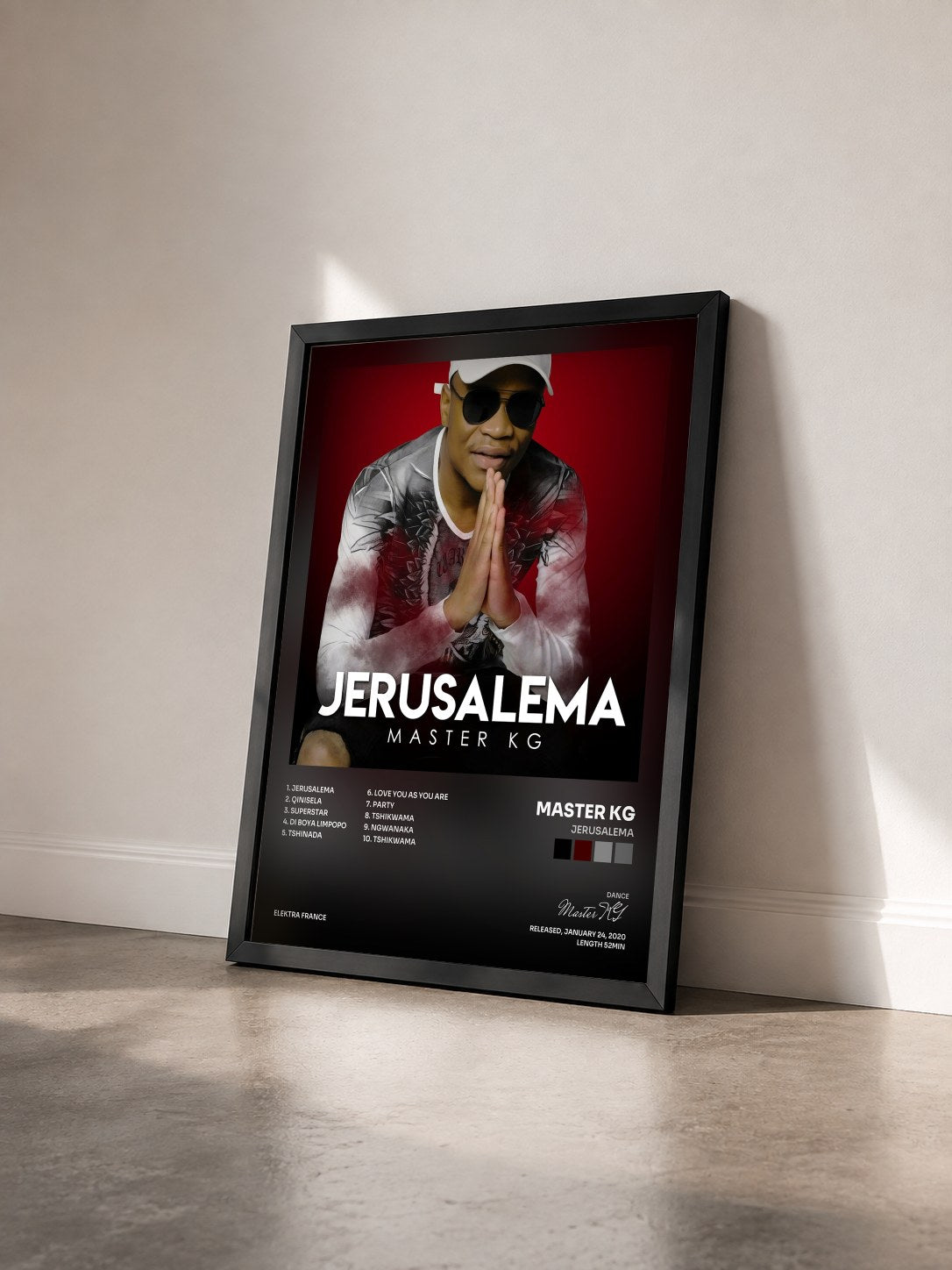#noir Tableau de l'album Jerusalema de Master KG vu de trois quarts, cadre noir