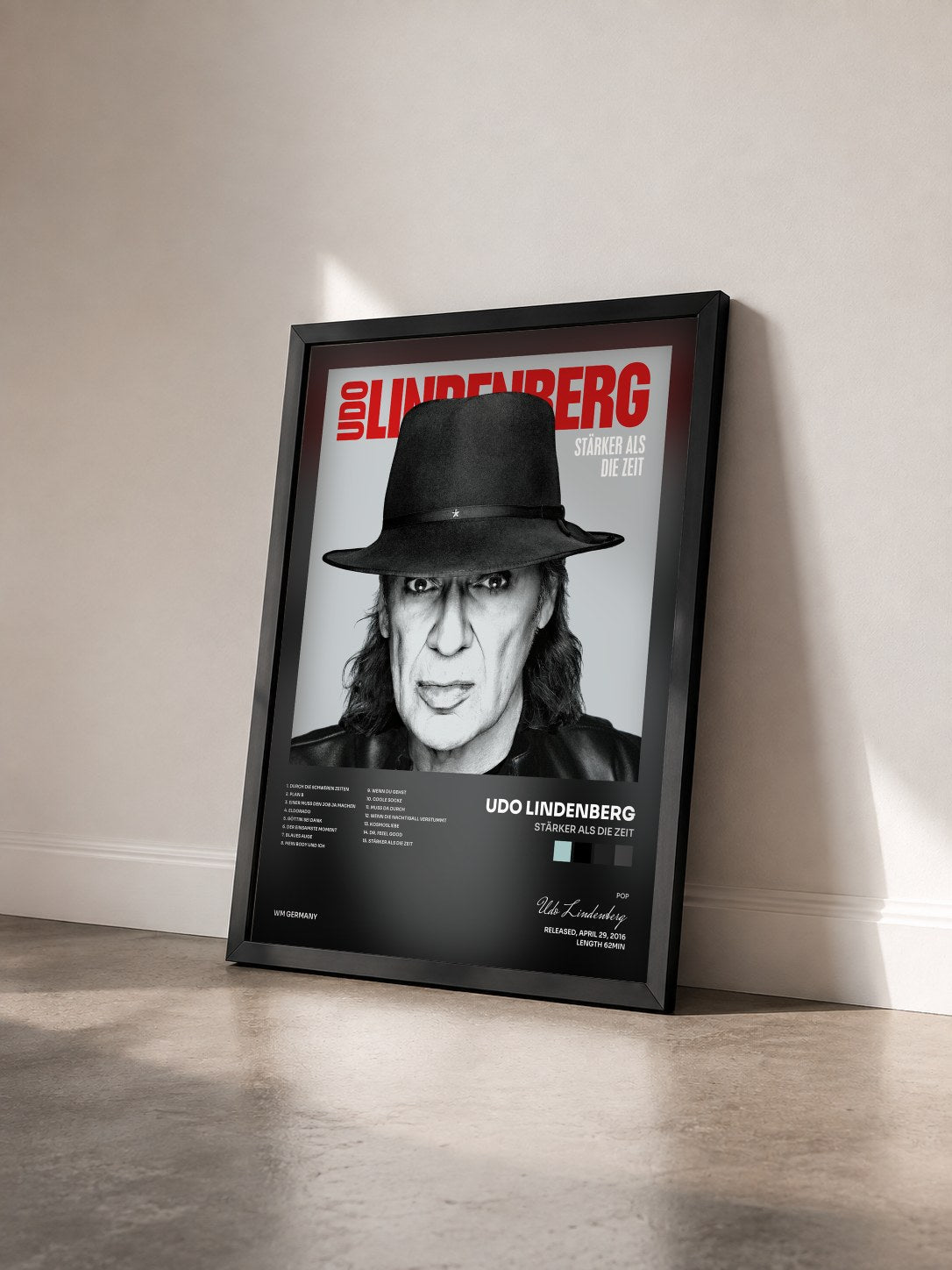 #noir Tableau de l'album Stärker als die Zeit de Udo Lindenberg vu de trois quarts, cadre noir